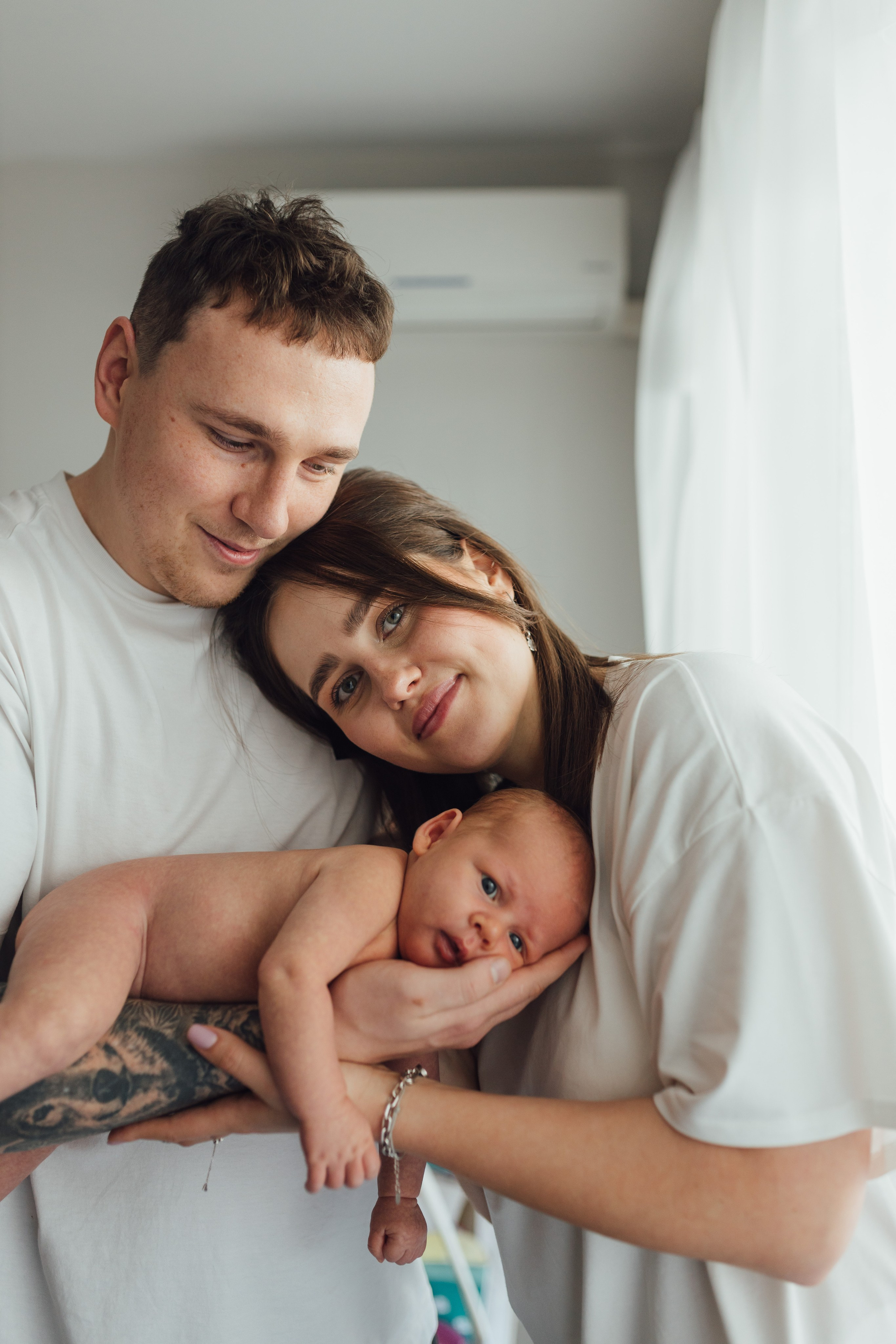 Newborn Home Photo Session. Maternity, newborn photographer in the Bay Area|Iryna Rakivnenko