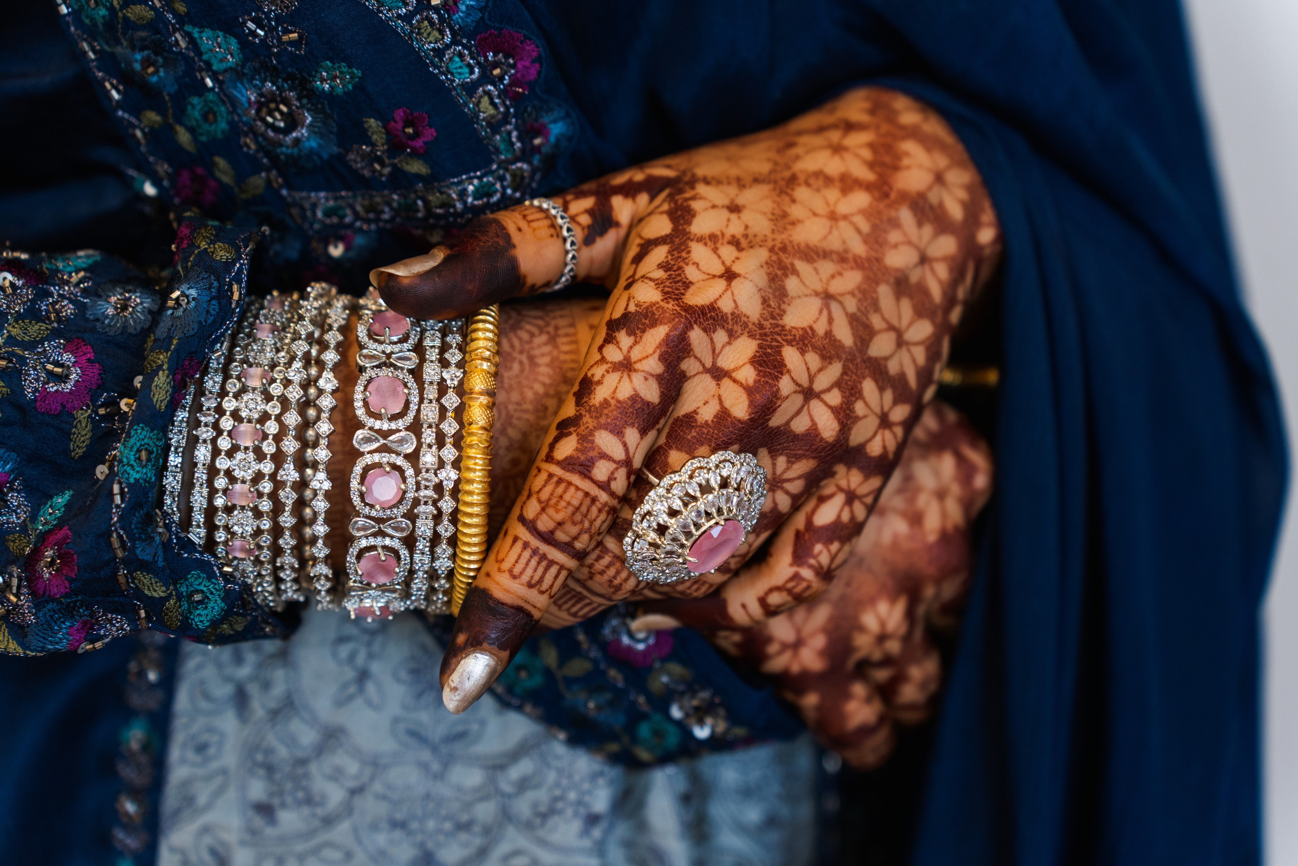 Wedding Photographer for UAE Couples in Georgia. Destination Wedding Photographers in Georgia, Armenia. Maks Kovalenko and Lara Tatosyan. Wedding videographer