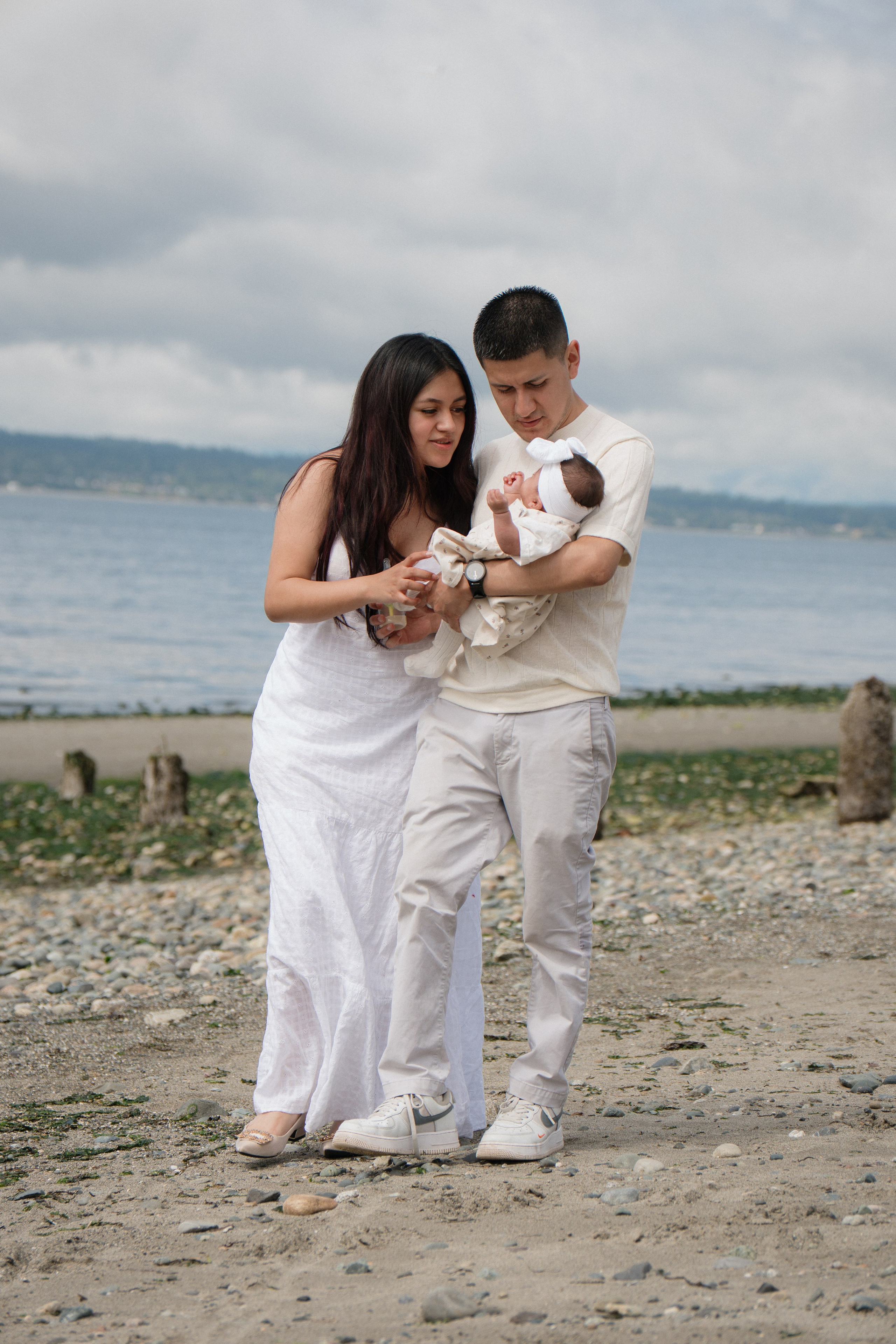 Dennisse’s family. Photographer in Washington Sophia D