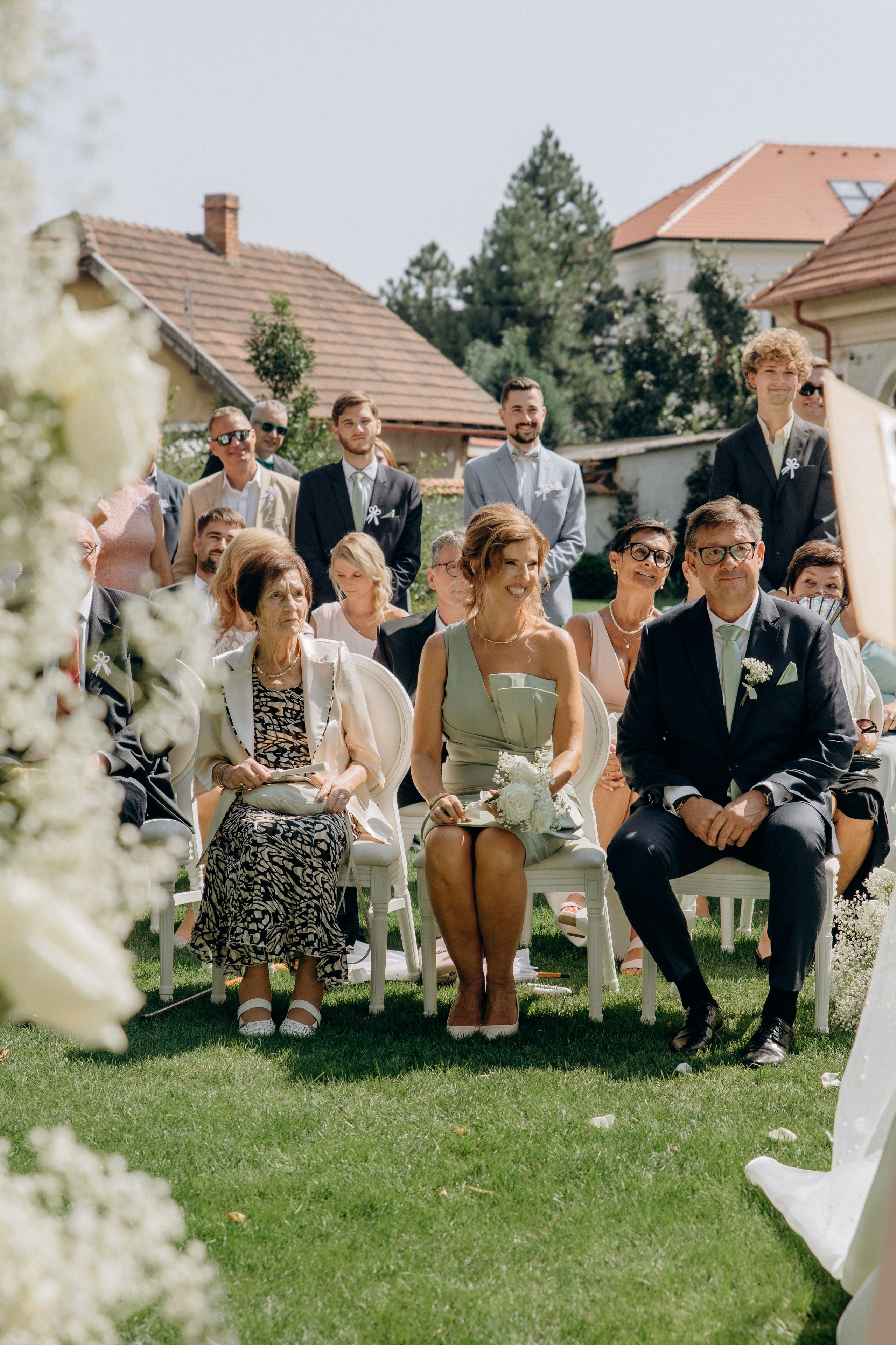 Wedding moments at Na Kmine