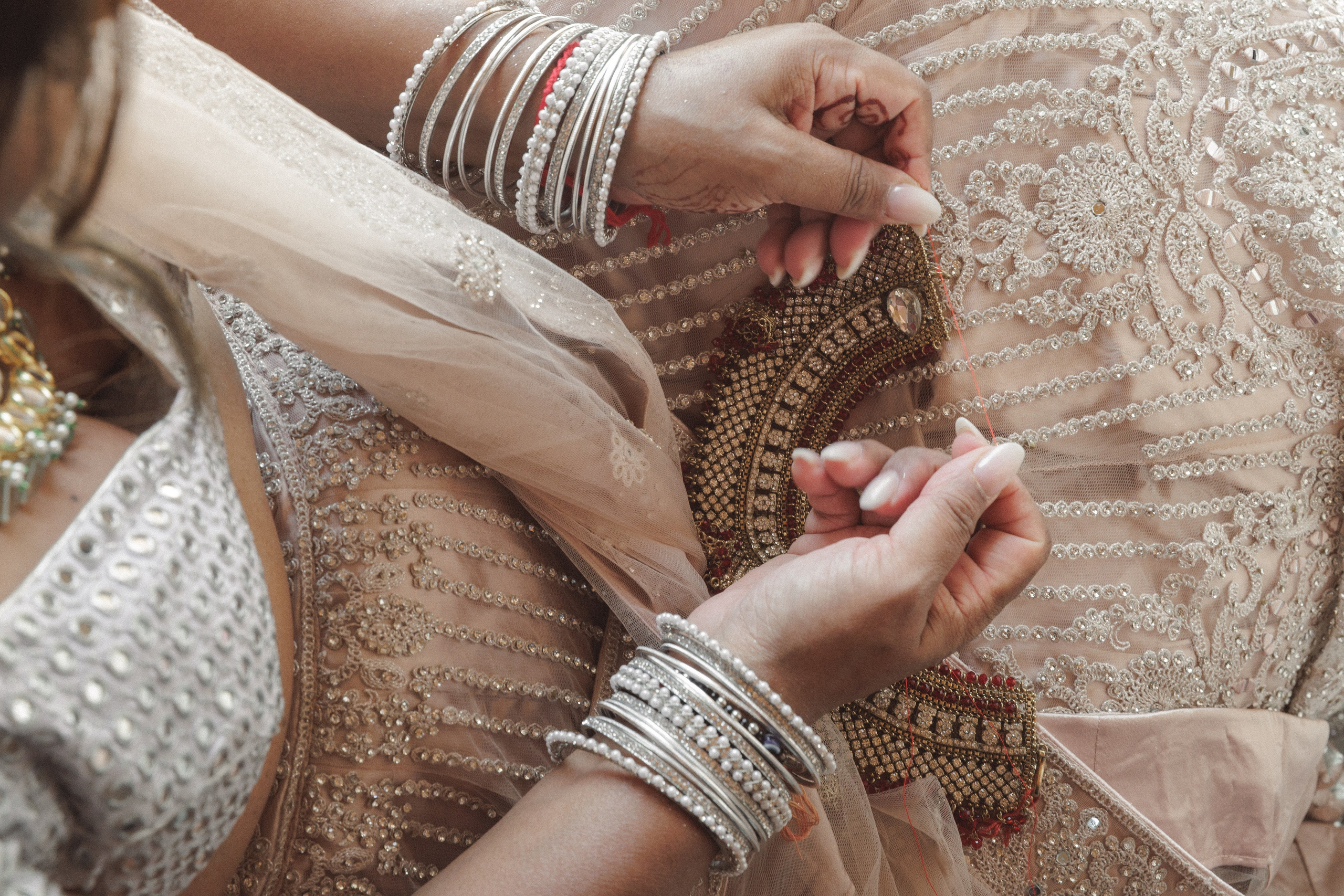 Patrik & Naomi. Monestir Sant Salvi. Paola wedding photographer / videographer in Barcelona