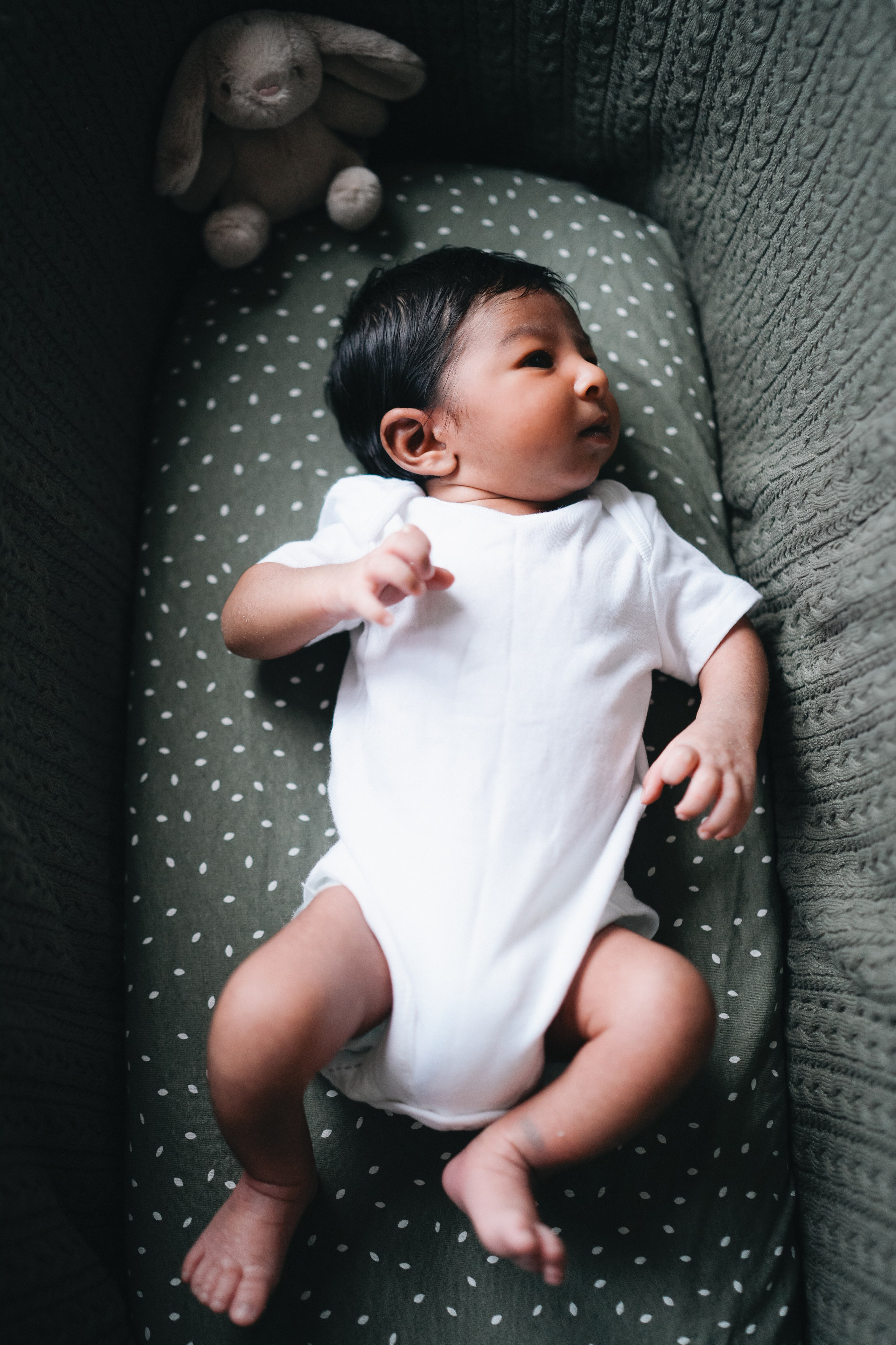 Newborn Photography at Home in Solihull & Birmingham | Irina Zoteeva. Irina Zoteeva | Artistic Portrait, Family & Brand Photographer in Solihull, Birmingham