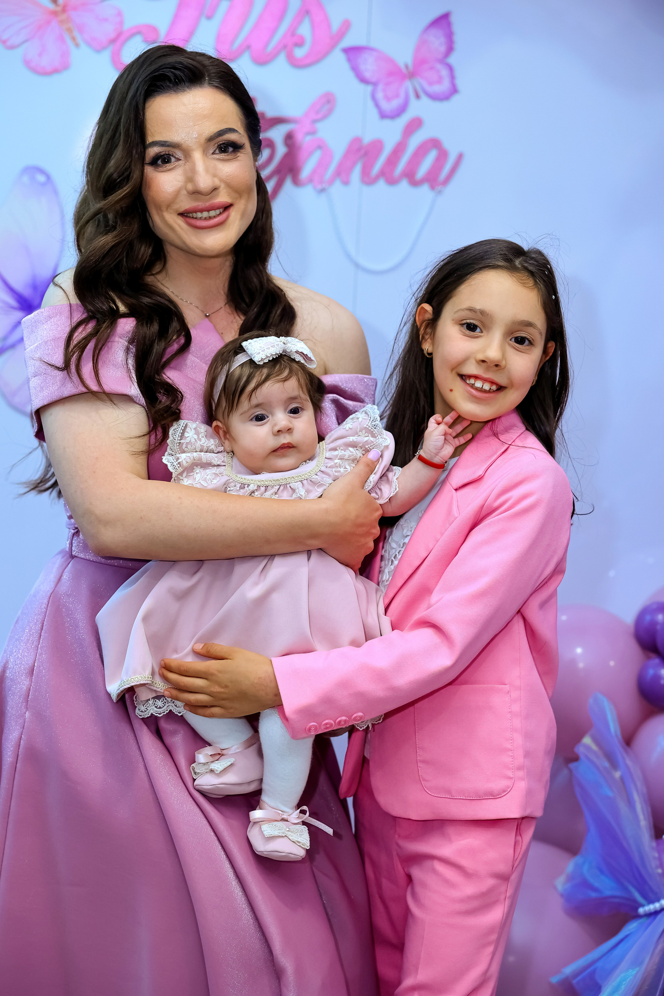 Iris Stefania. Moments By Gub