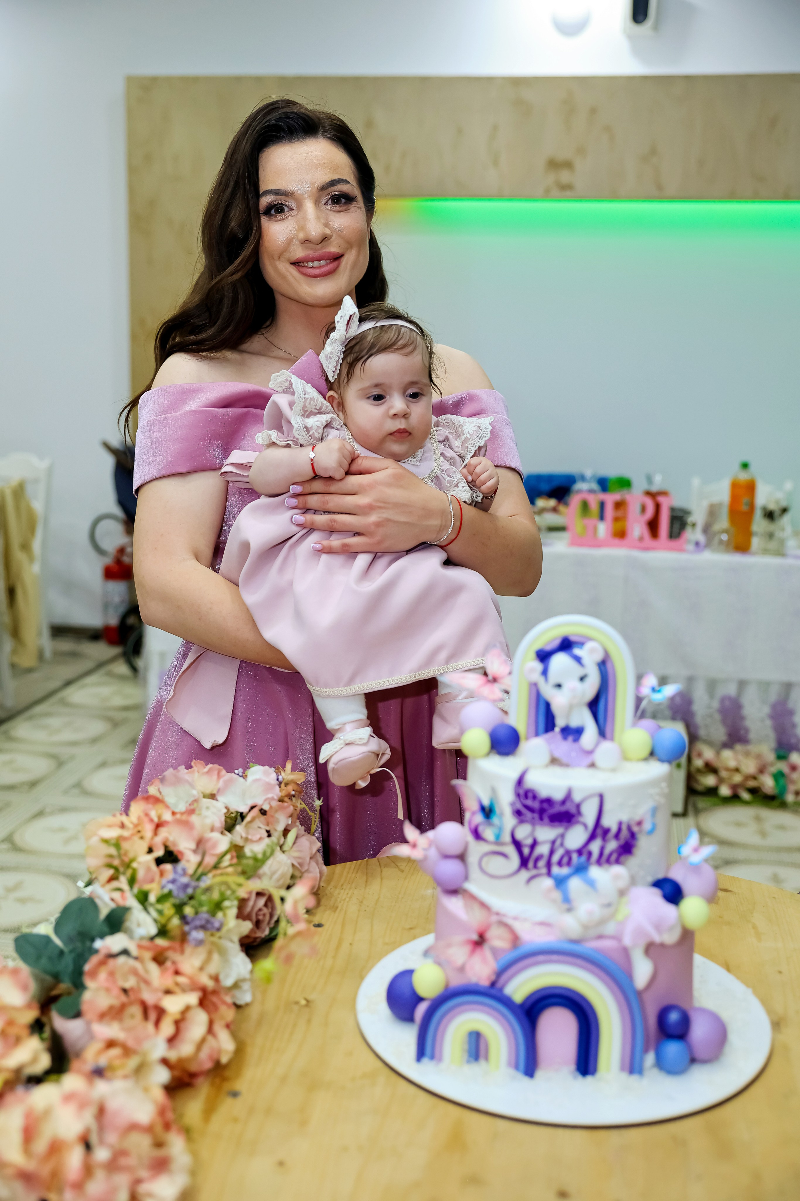 Iris Stefania. Moments By Gub