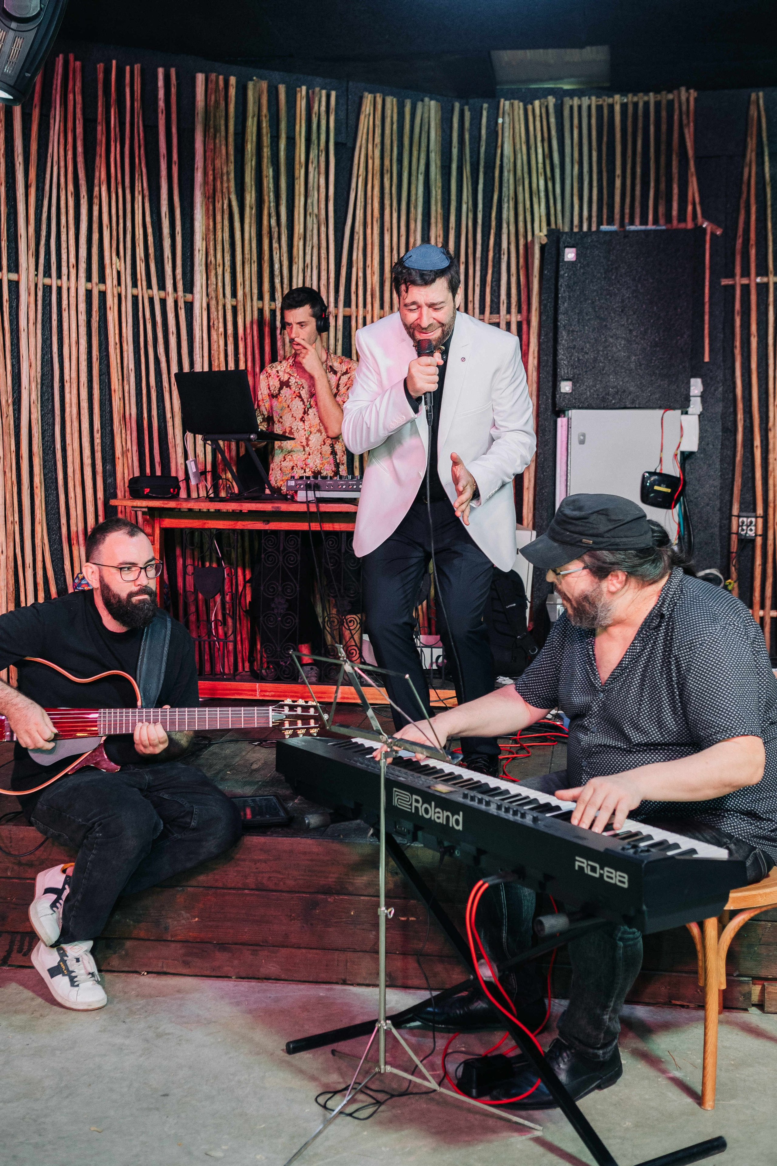 WEDDING OUT OF CITY. PHOTOGRAPHER IN ISRAEL