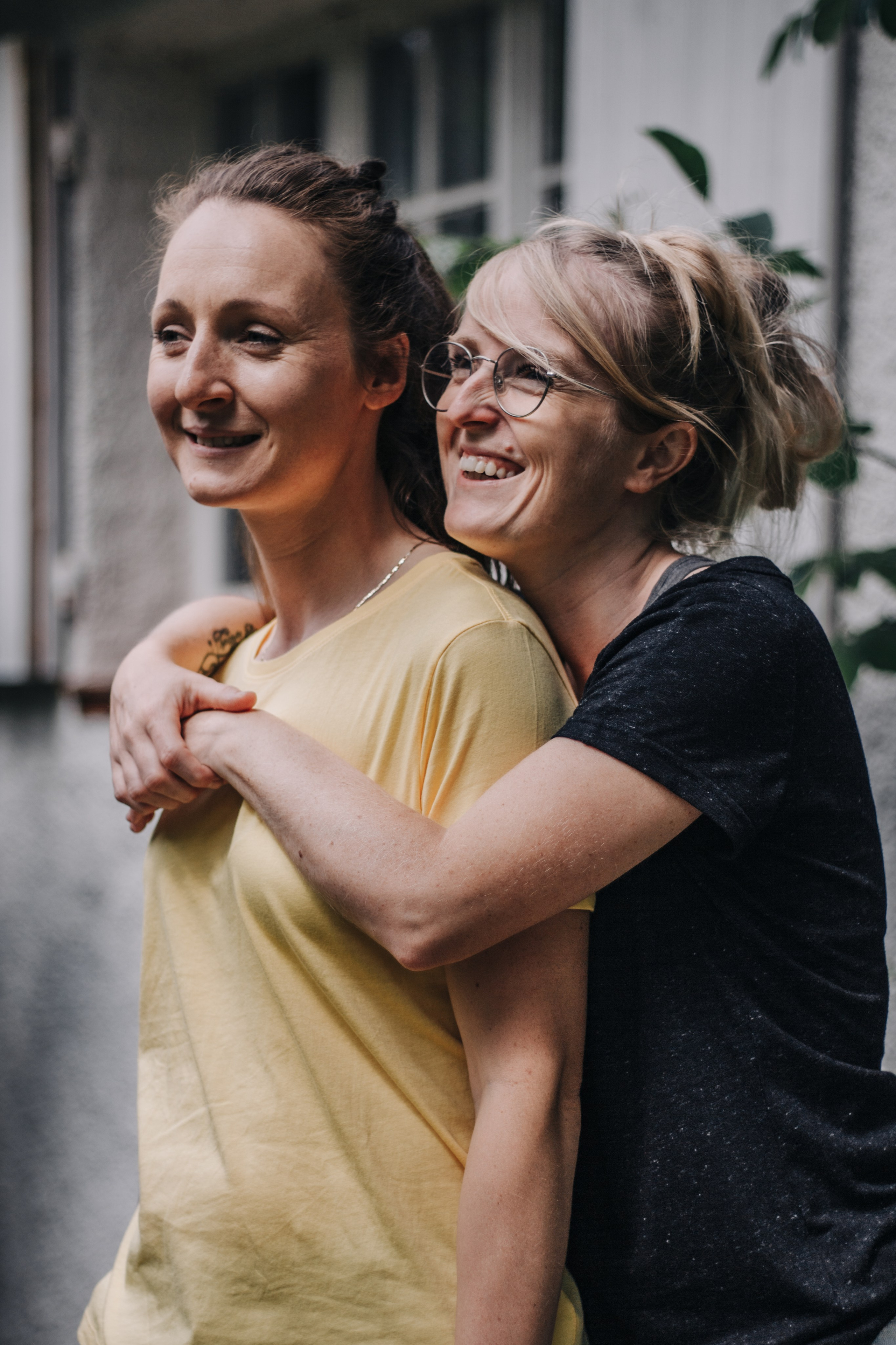 Anais et Tiffany. Photographe professionnelle à Poitiers, Tours et Châtellerault | Studio photo entre Poitiers et Tours – portraits, familles, entreprises, ma