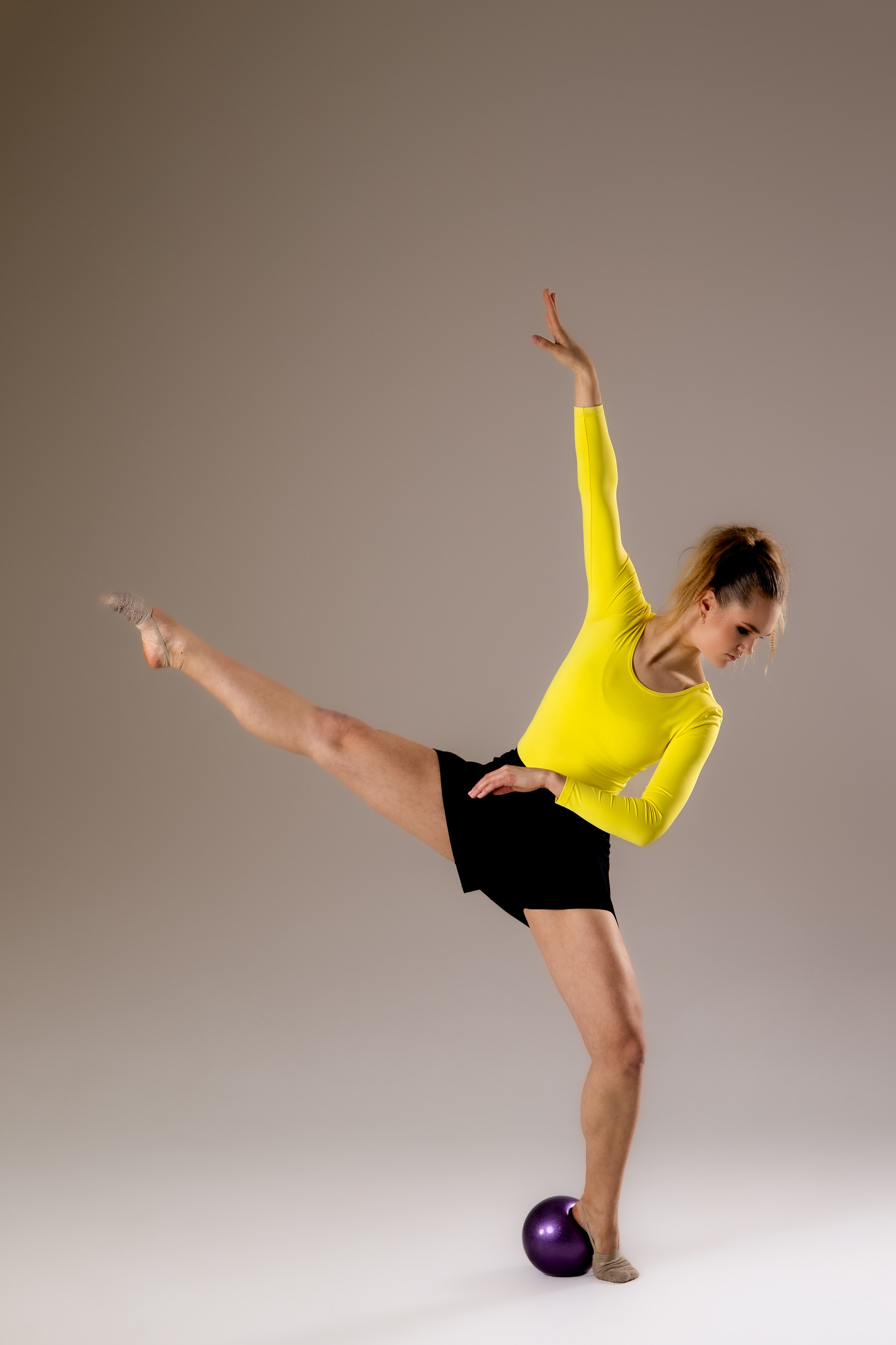 Atsauksmes. Portretu fotosesija Rīgā| Biznesa portretu foto | Korporatīvās un darbinieku fotosesijas | Pasākumu fotogrāfs | Produktu fotogrāfs