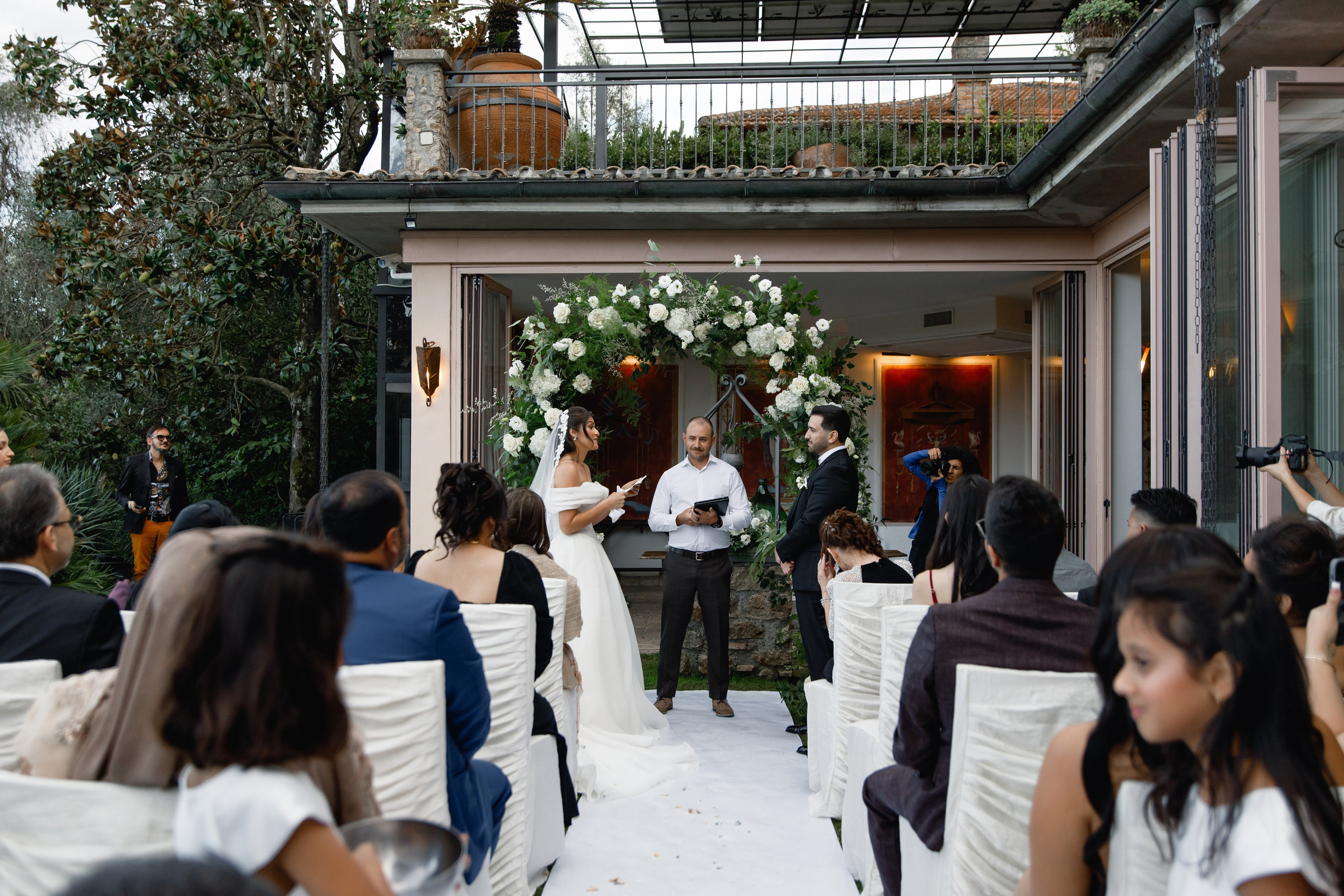 Wedding photographer Italy Rome, Tuscany, Lake Como, Sicily, Puglia. Wedding Photographer Rome Tuscany Como Sicily Puglia Amalfy Italy- Oksana Savenchuk