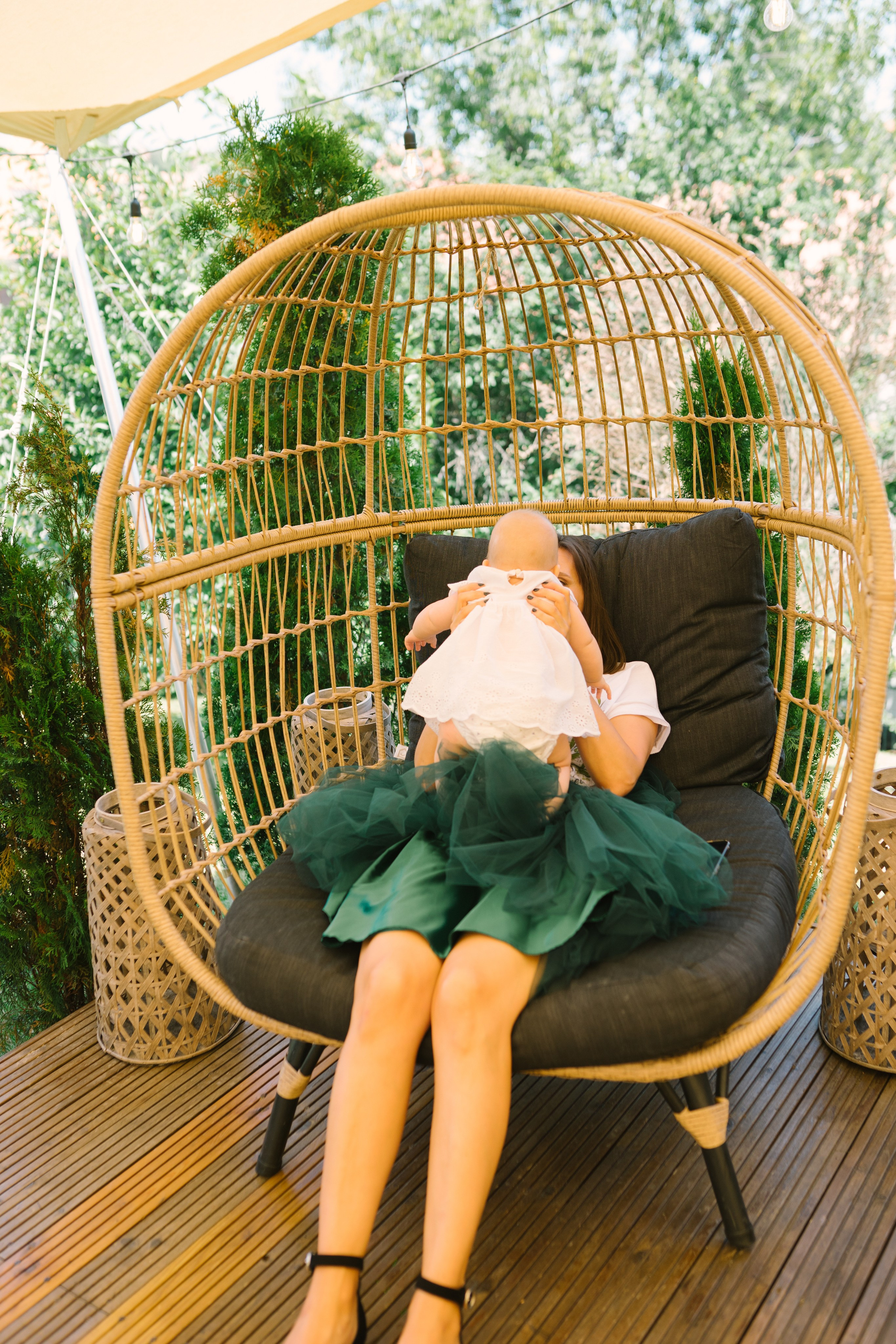 Fotografie de Eveniment Brașov: Povești Vizuale | Mădălina Beda. Madalina Beda- Artist vizual, fotograf, doula la nastere, consultant babywearing Brasov si in toata tara