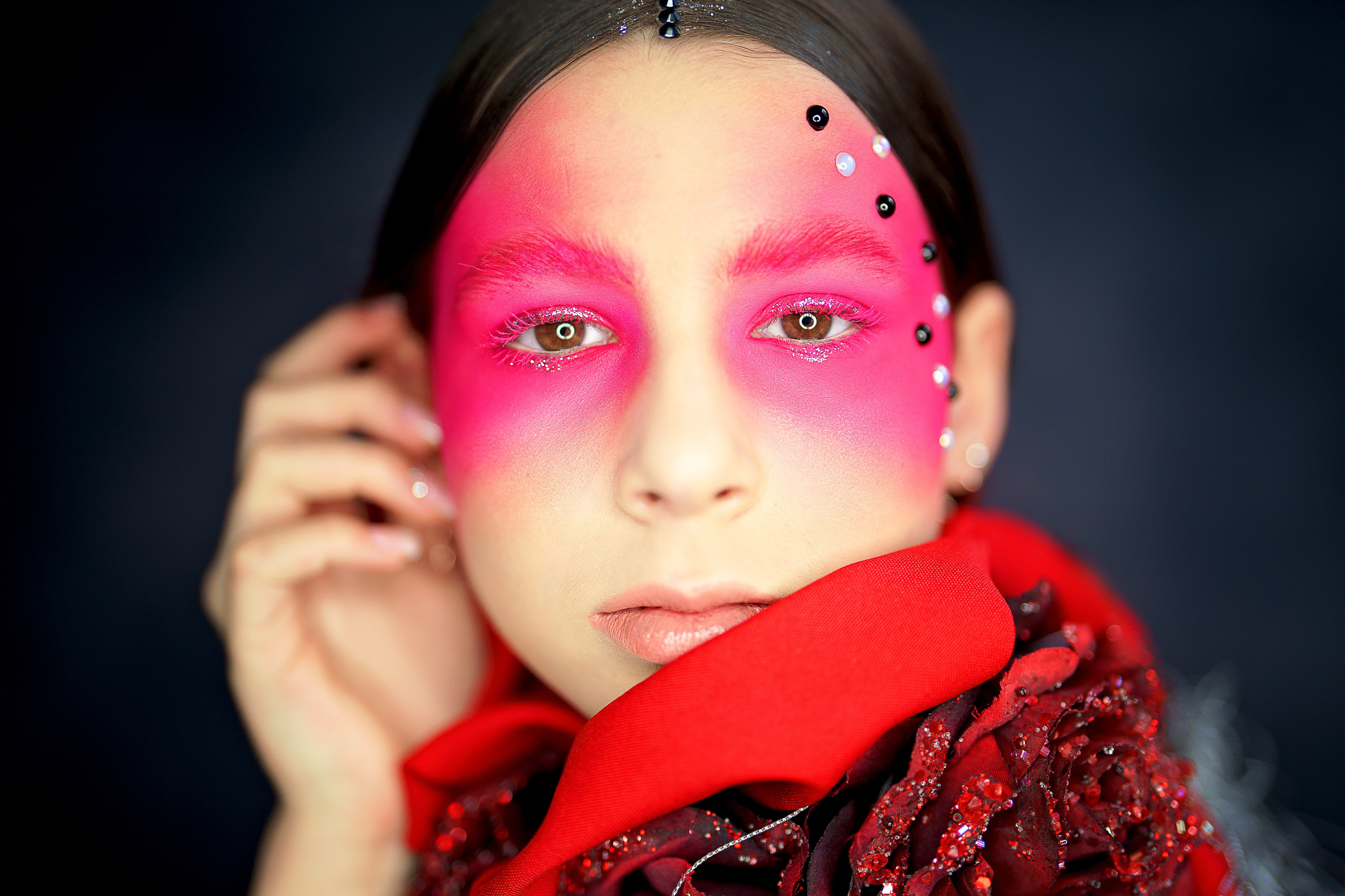 Creative makeup. Familien, Portrait und Konzeptualfotografie in Genf, Schweiz