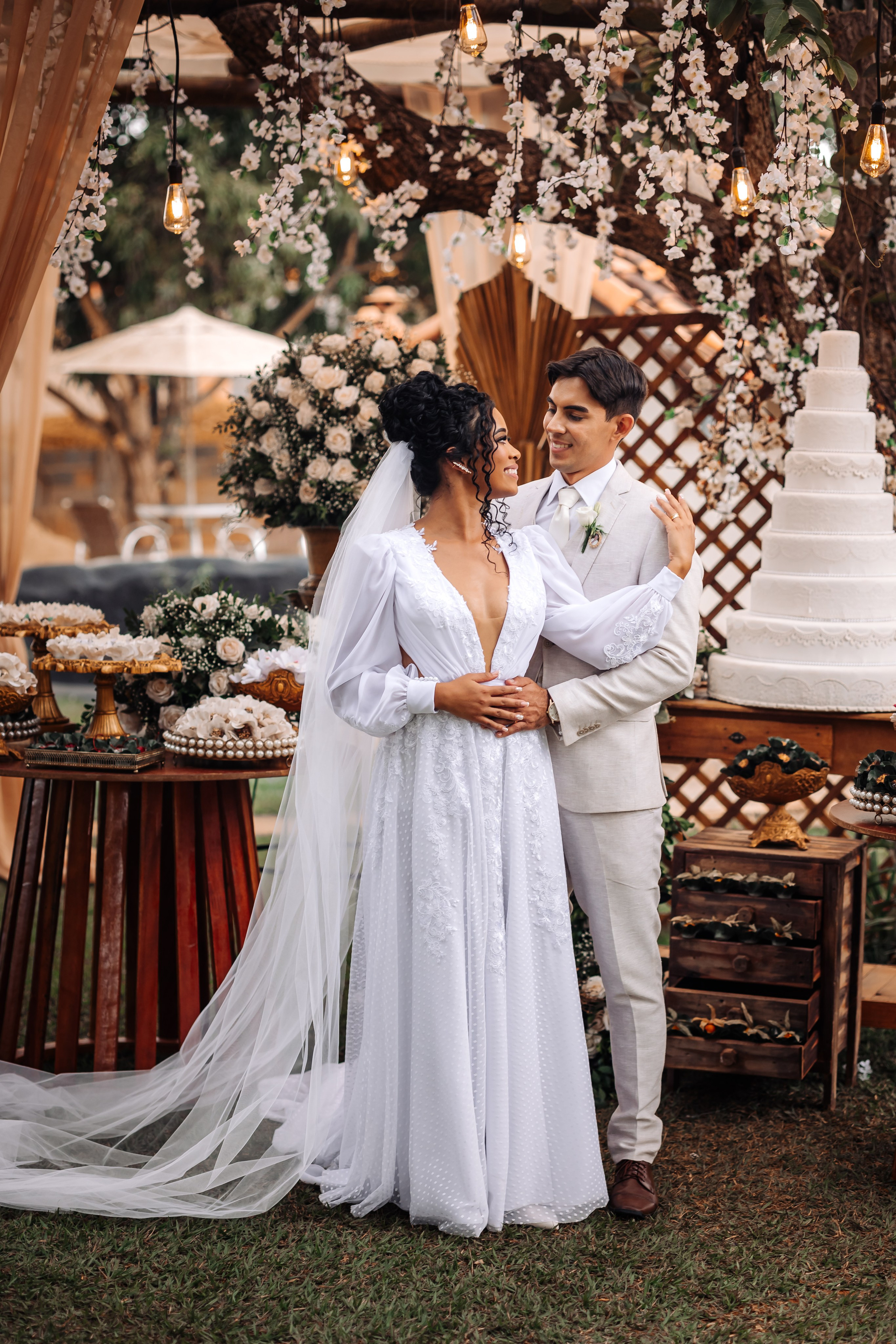 Kênia e Gabriel. Fotografia de casamento e ensaios | Montes Claros/MG