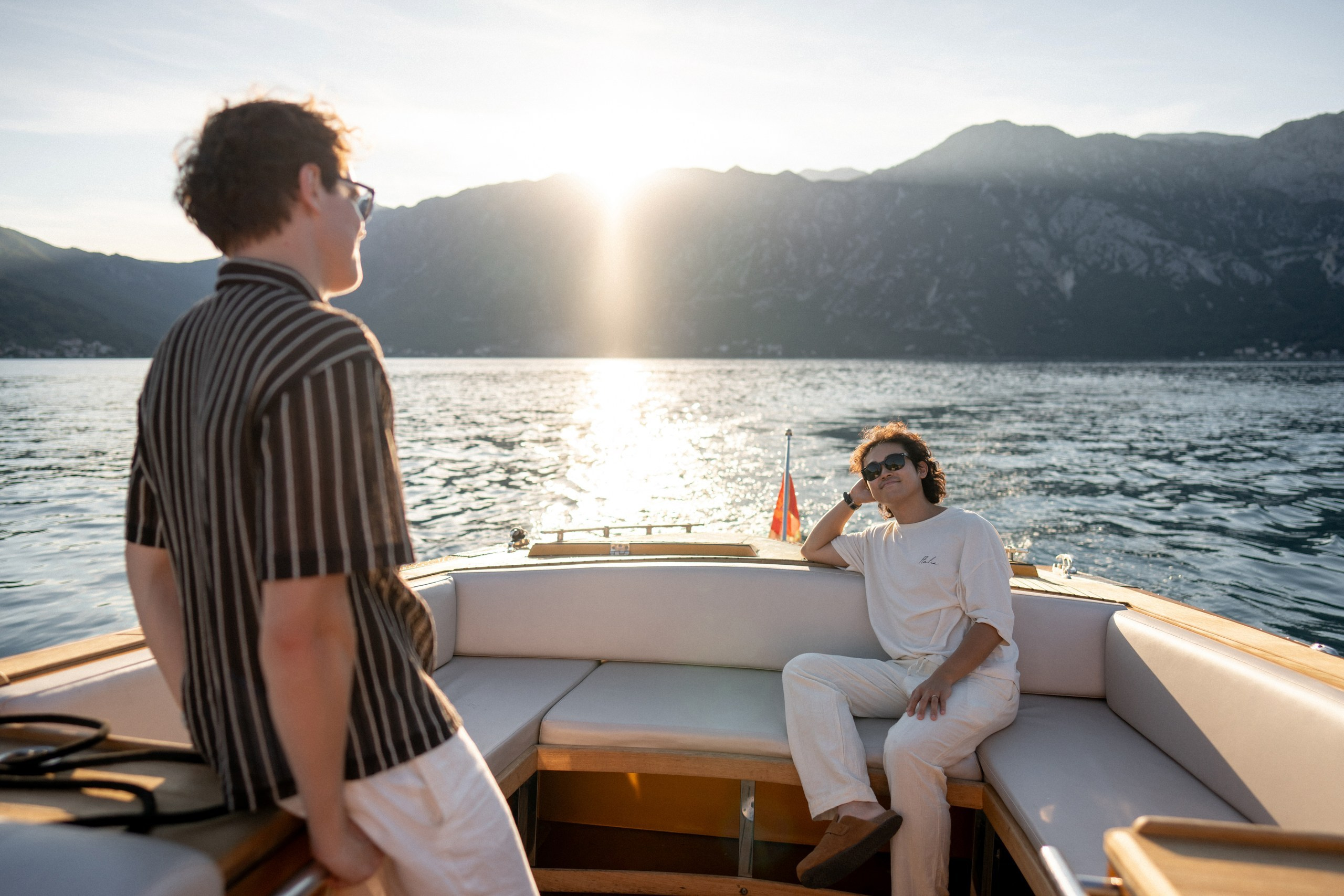 Perast Boat Proposal. Trouwfotograaf & videograaf in Montenegro | Maria & Vasilii