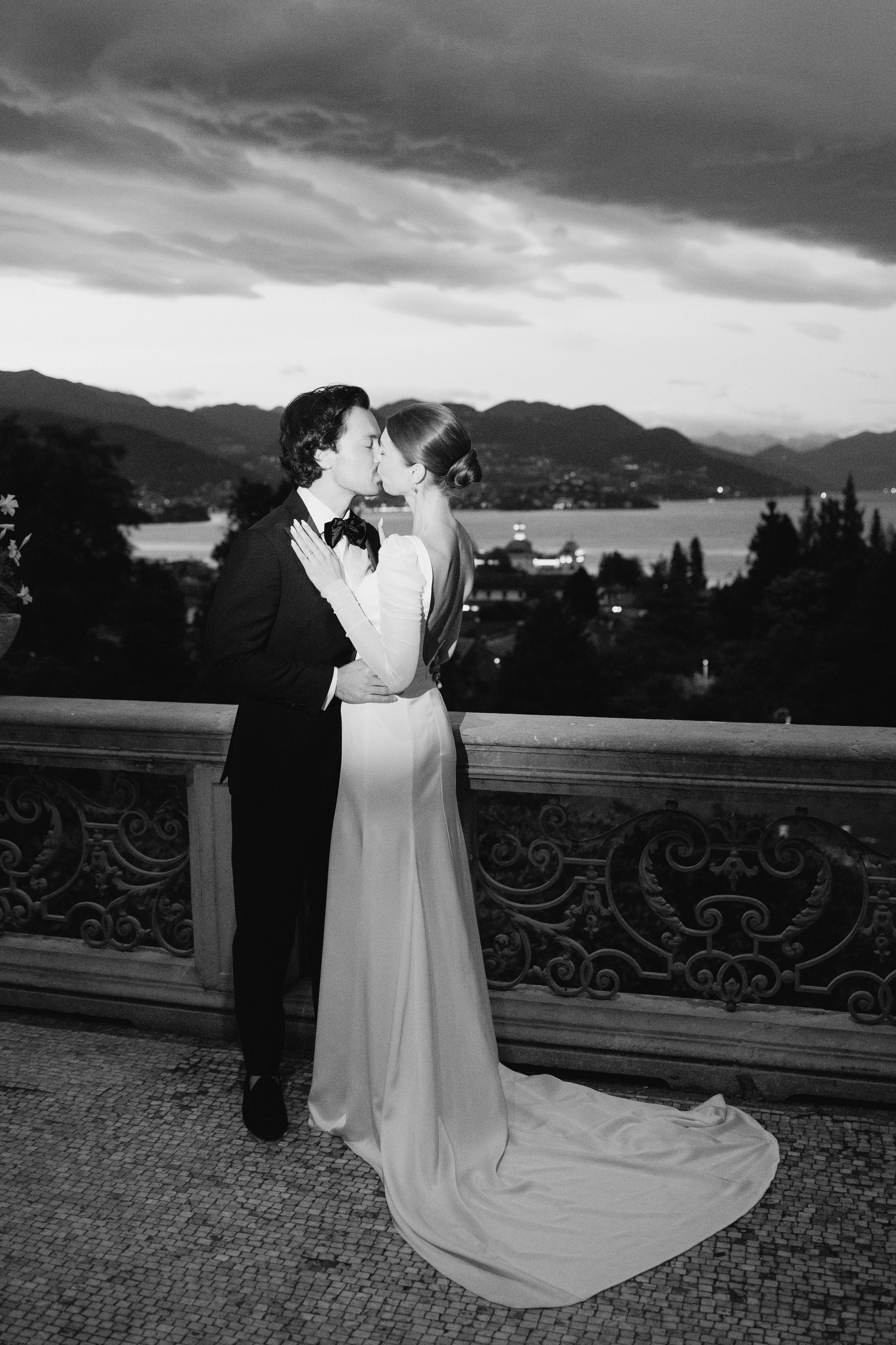 Molly & Jens, Villa Muggia, Lake Garda. Фотограф в Милане Анна Линник