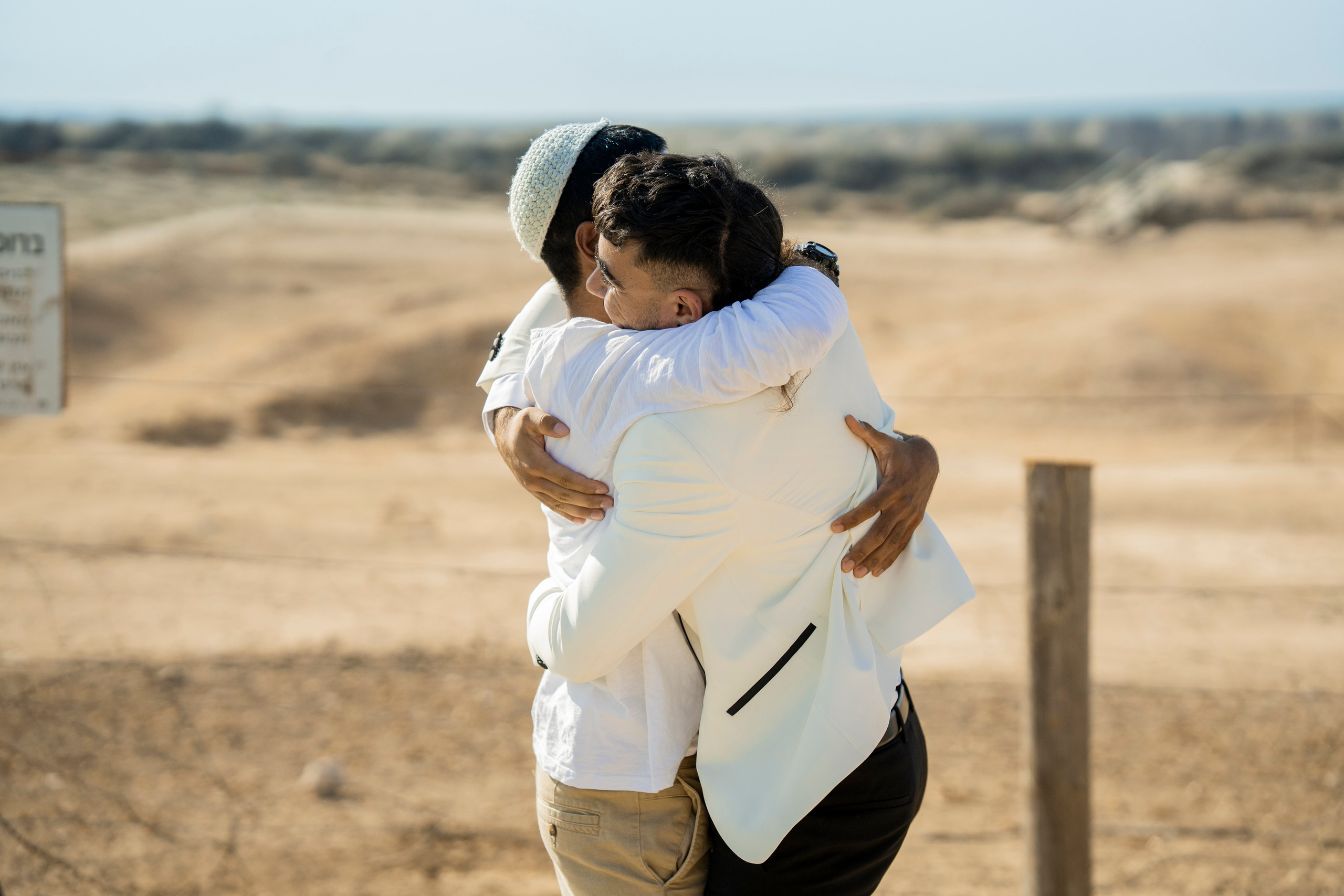 אביה ואחיה. יוסף מזרחי צילום חתונה, ברית וזוגיות. צלם מקצועי שאוהב להוציא אתכם הכי יפים ברגעים הכי מרגשים