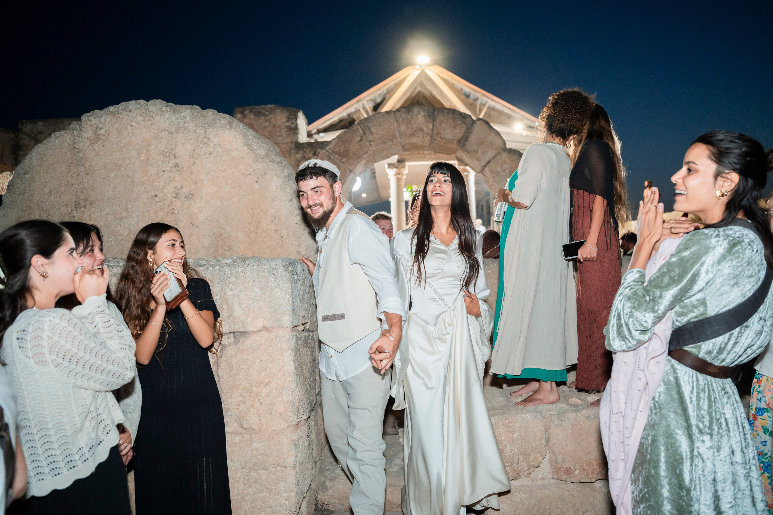 עדן ושלהבת. יוסף מזרחי צילום חתונה, ברית וזוגיות. צלם מקצועי שאוהב להוציא אתכם הכי יפים ברגעים הכי מרגשים