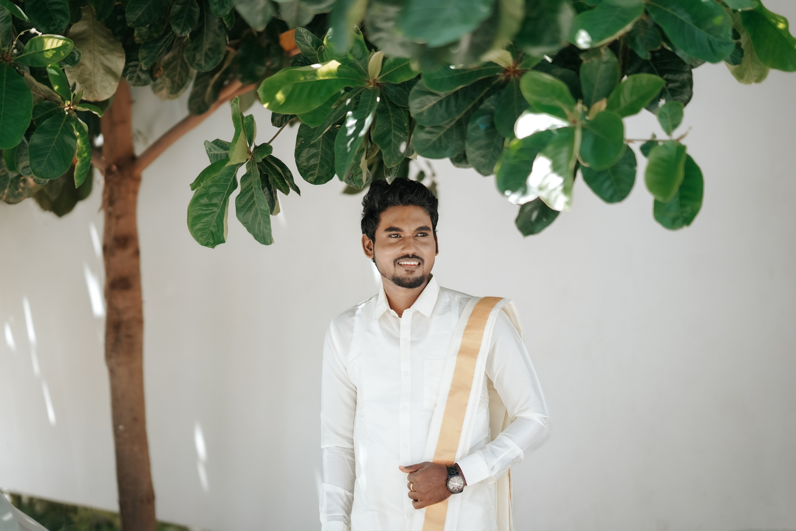 Praveen + Subhashini. “Raw Media: Authentic Wedding Stories in Vivid Detail”