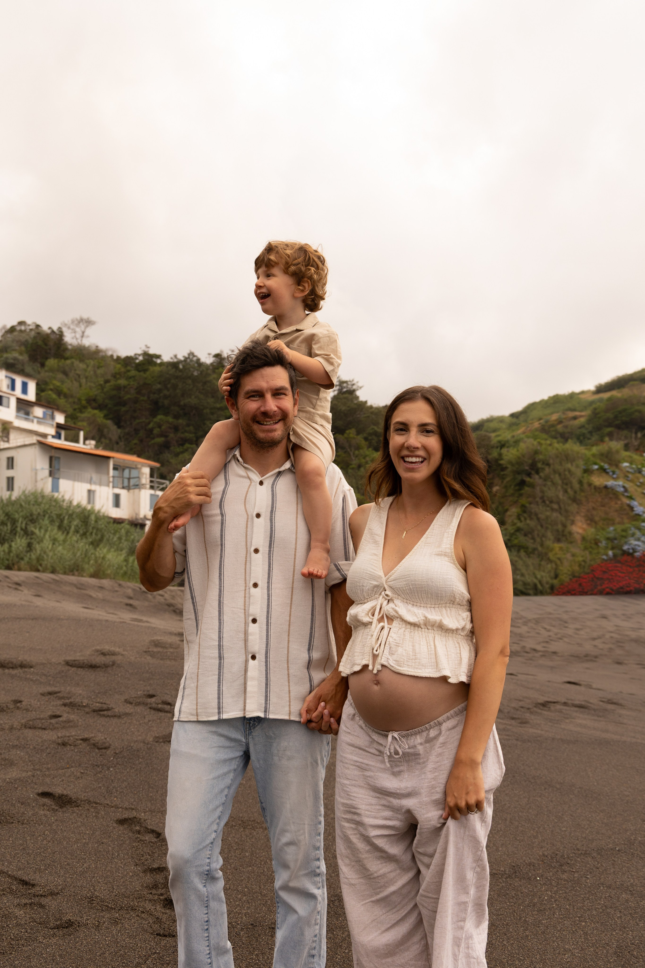 Kayla’s family. IRINA KALMYKOVA | PHOTOGRAPHER AZORES