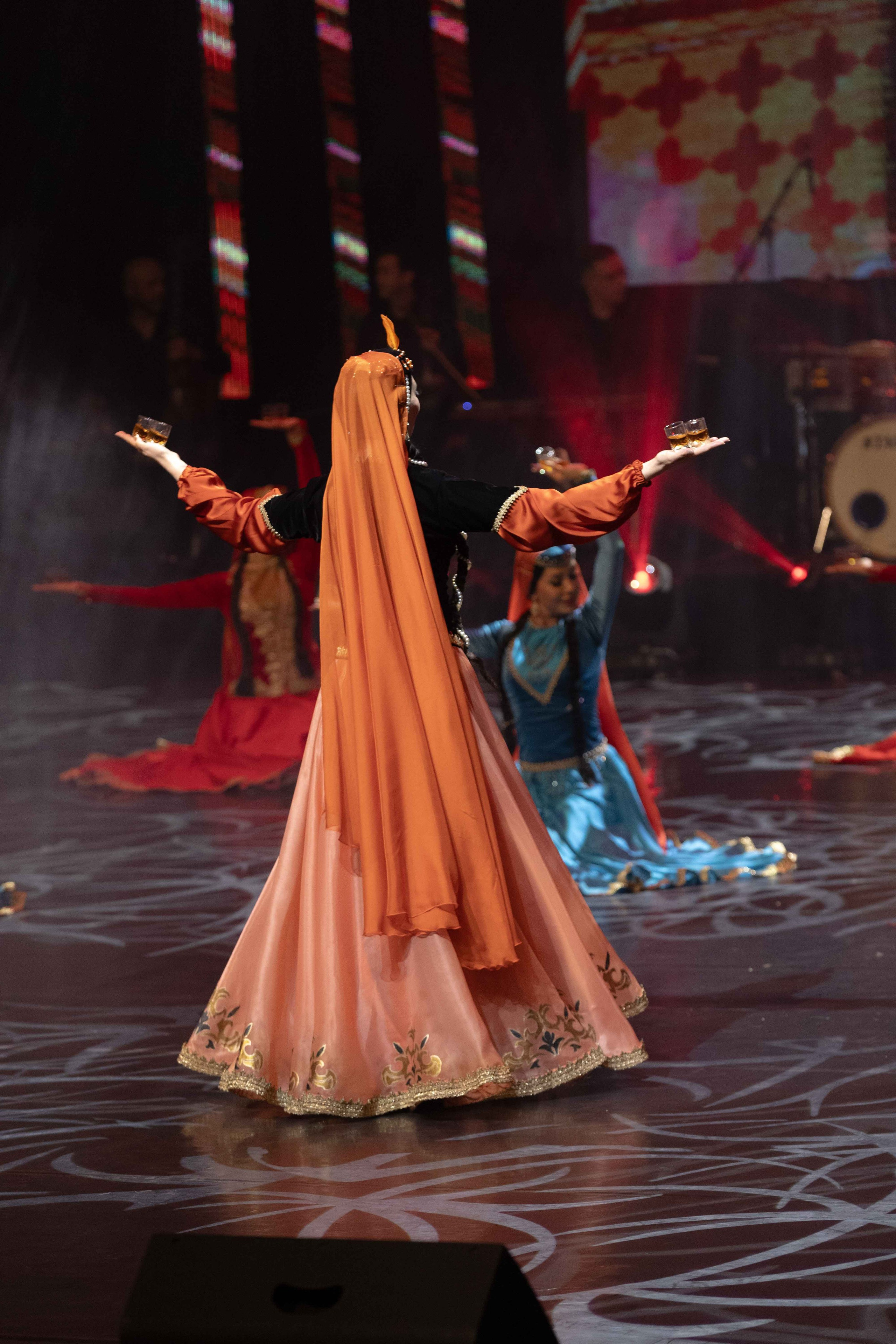 STATE DANCE ENSEMBLE. Wedding&Event photographer Ismail Rzayev in Baku
