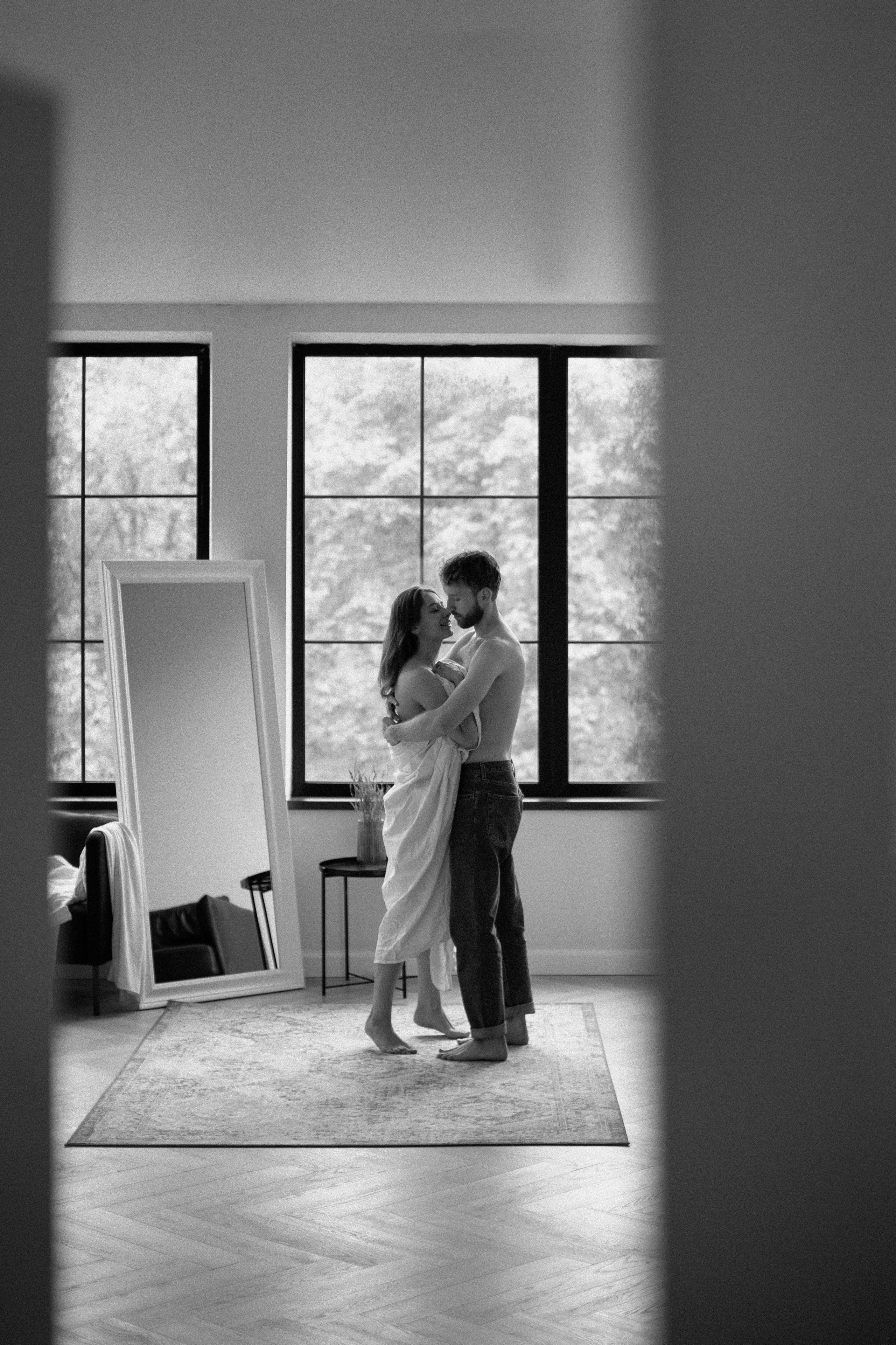 Studio couple portraits — Liam & Emma. Alice Bell — Wedding photographer in New York