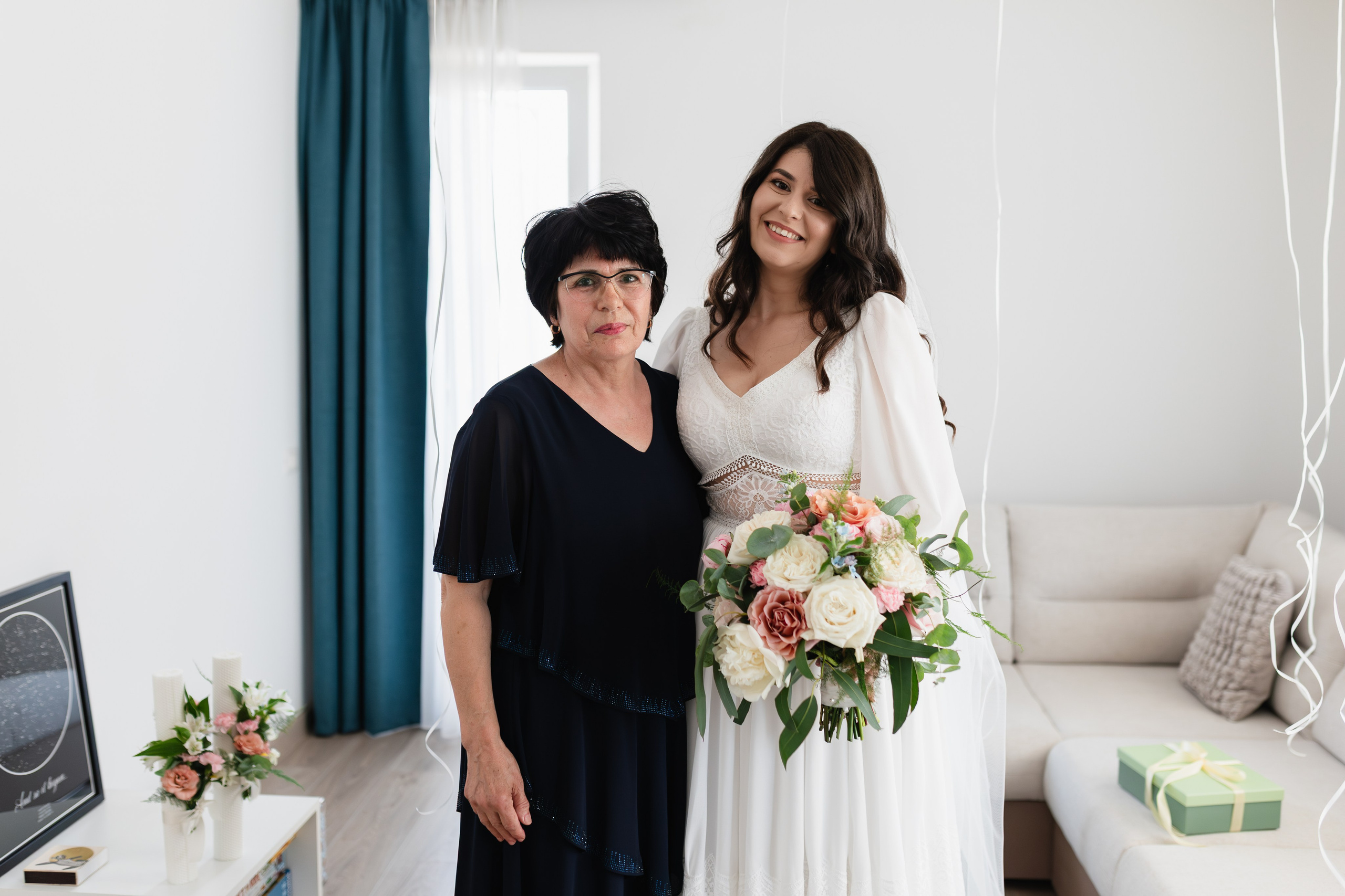 Flori & Cosmin. Main