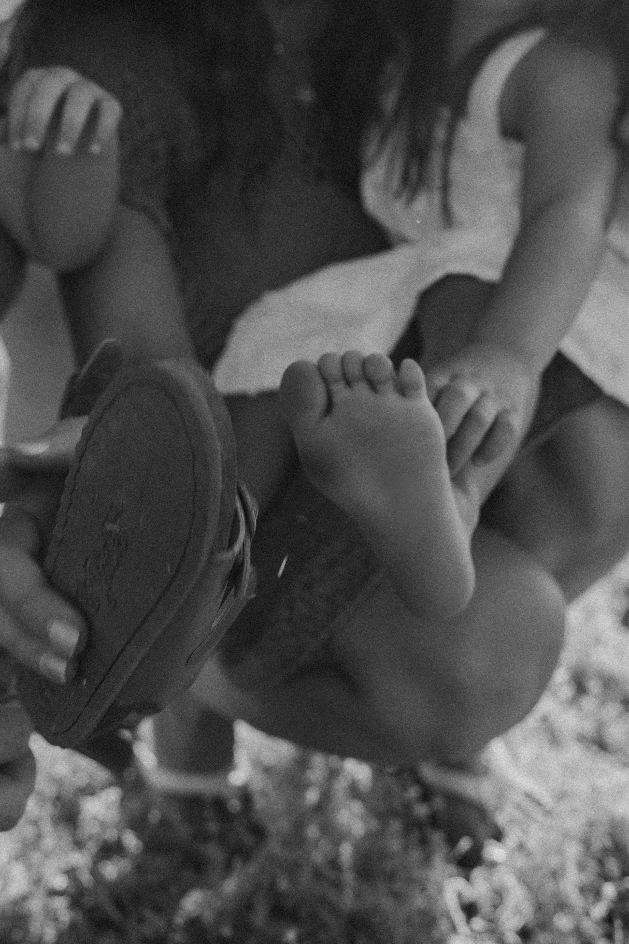Family Photoshoot in the Mountains — Nature & Tenderness. Photographer in Santiago, Chile Anna Almazova