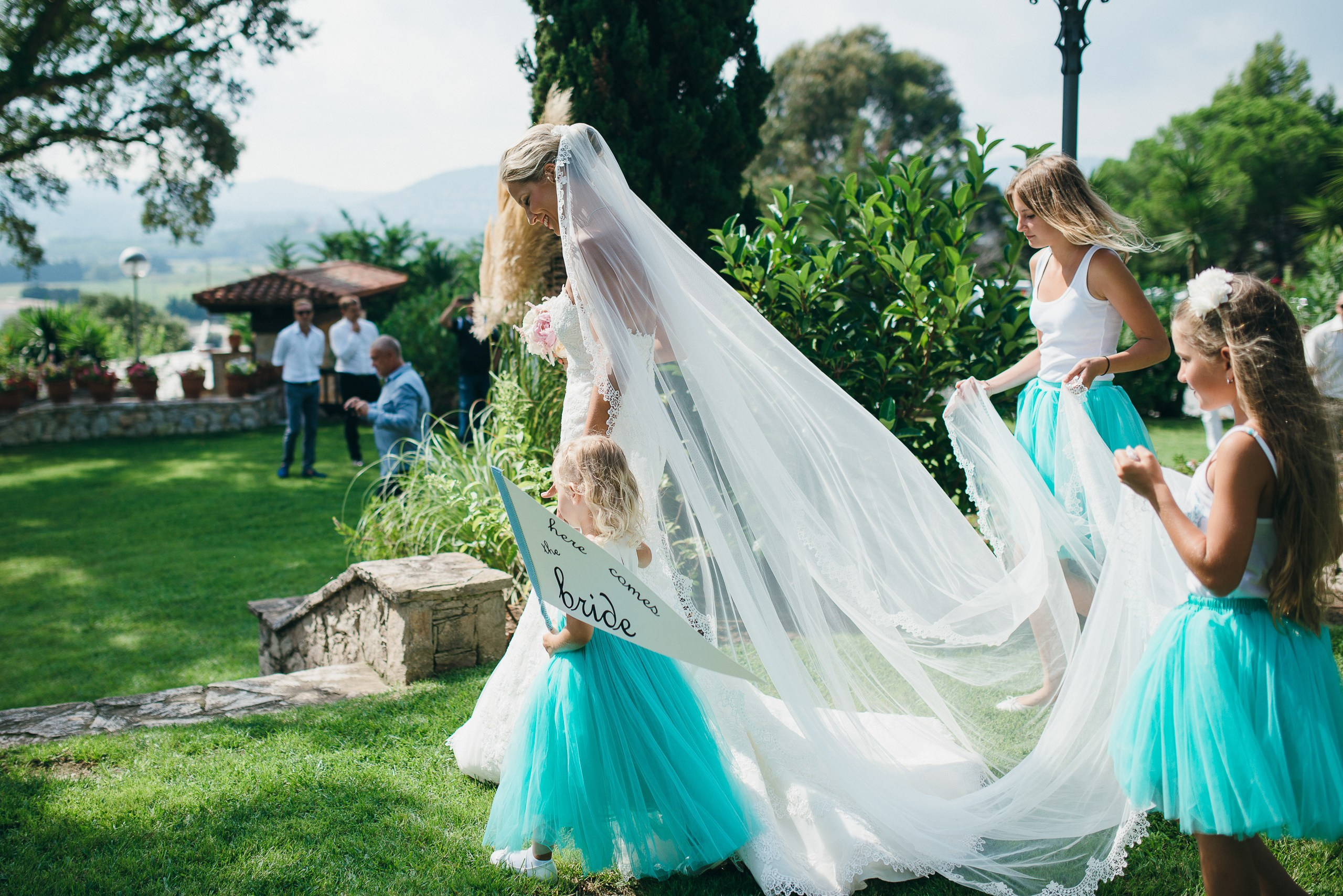 Boda de Aleksandr&Julia en Mas Falet 1682. Fotógrafo profesional Bilbao