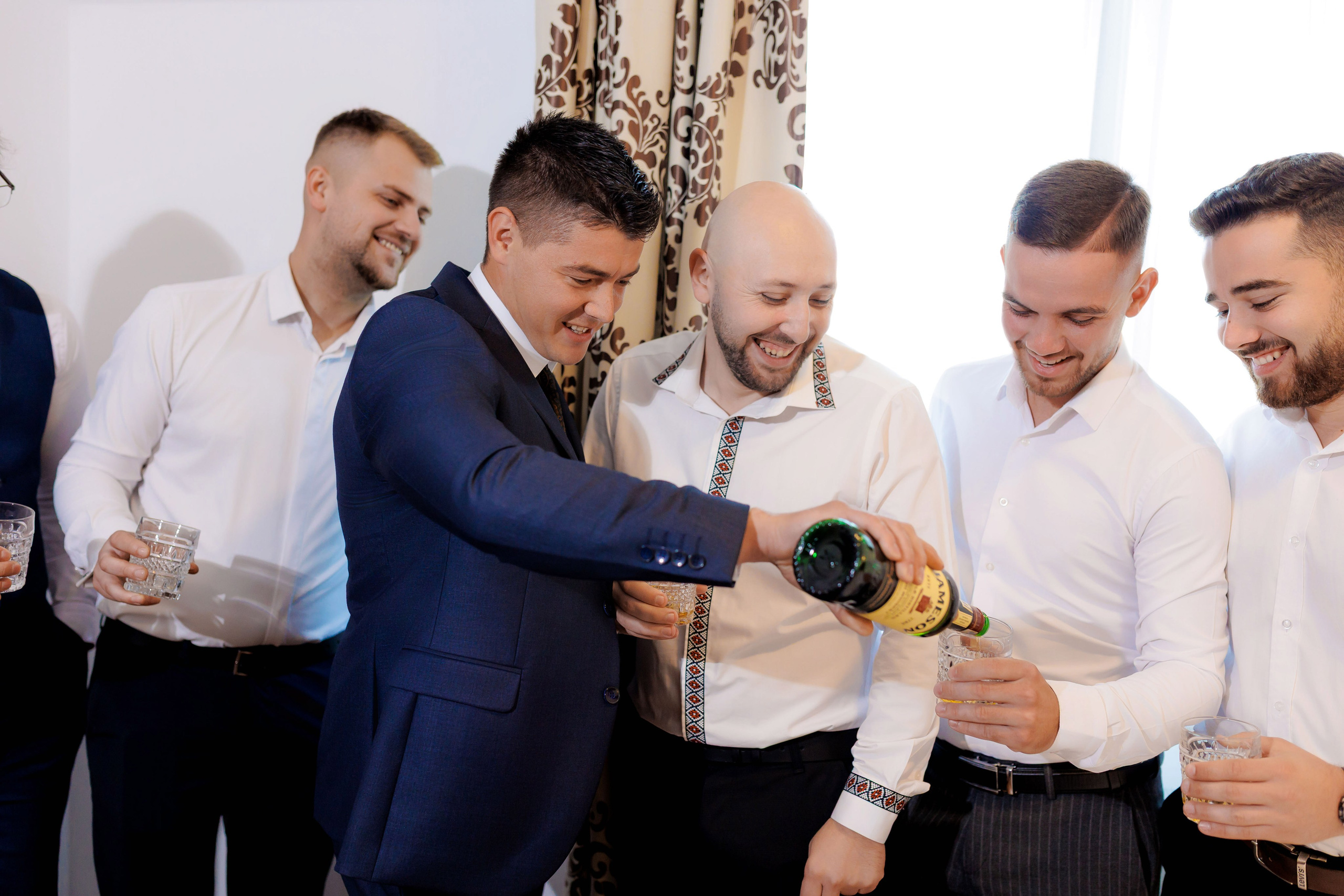 Loredana & Emilian – Ziua Nunții | Videografie - fotografie Botez Suceava, Iași, Botoșani. Servicii foto-video profesionale, pentru momente de neuitat