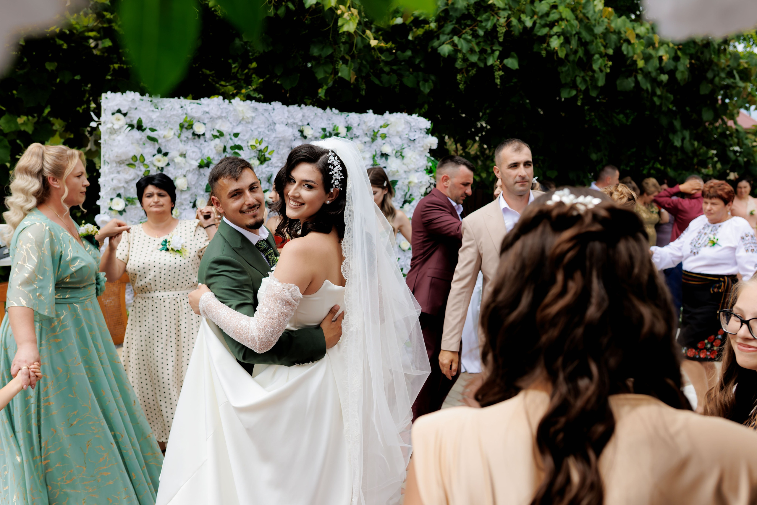 Nunta Nicoleta & Răzvan | Fotografie & Videografie Profesională. Servicii foto-video profesionale, pentru momente de neuitat