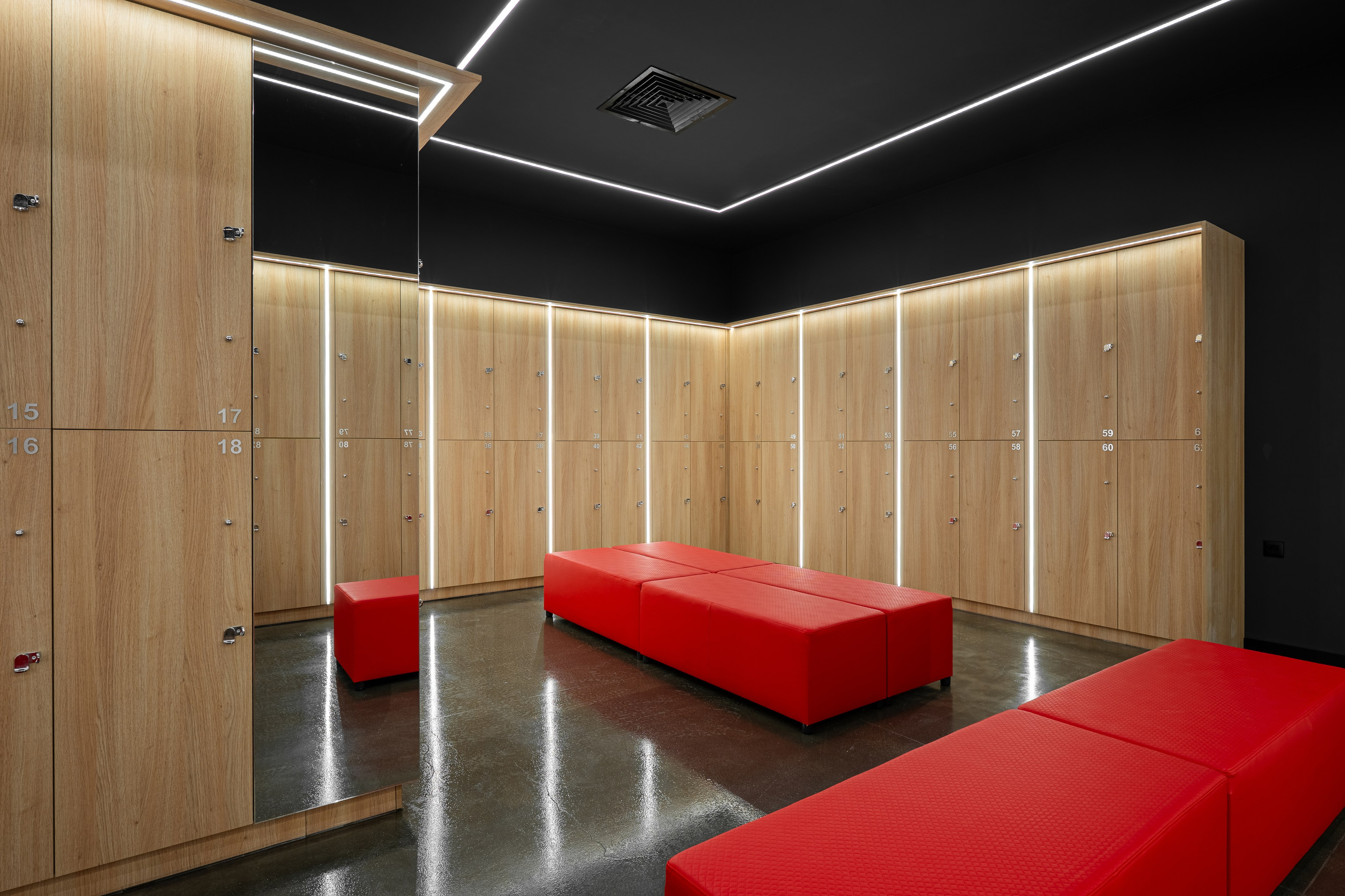 WEST GYM PARK MAXX. Професионален фотограф в Пловдив и областта