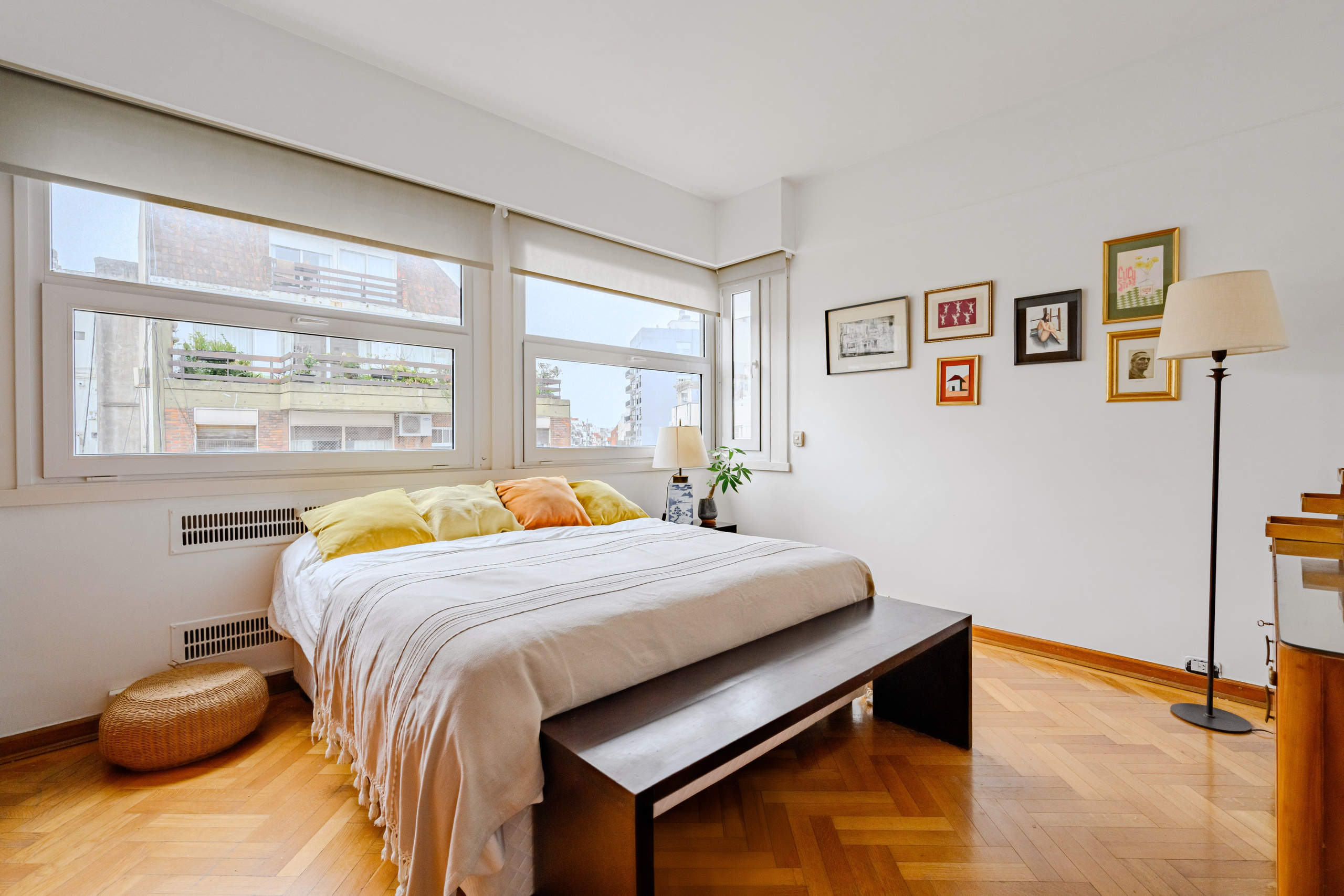 24 07 31. Fashion, portrait, interior photography. Valencia, Spain. Dmitry Ivanov. Retrato, fotos de interiores