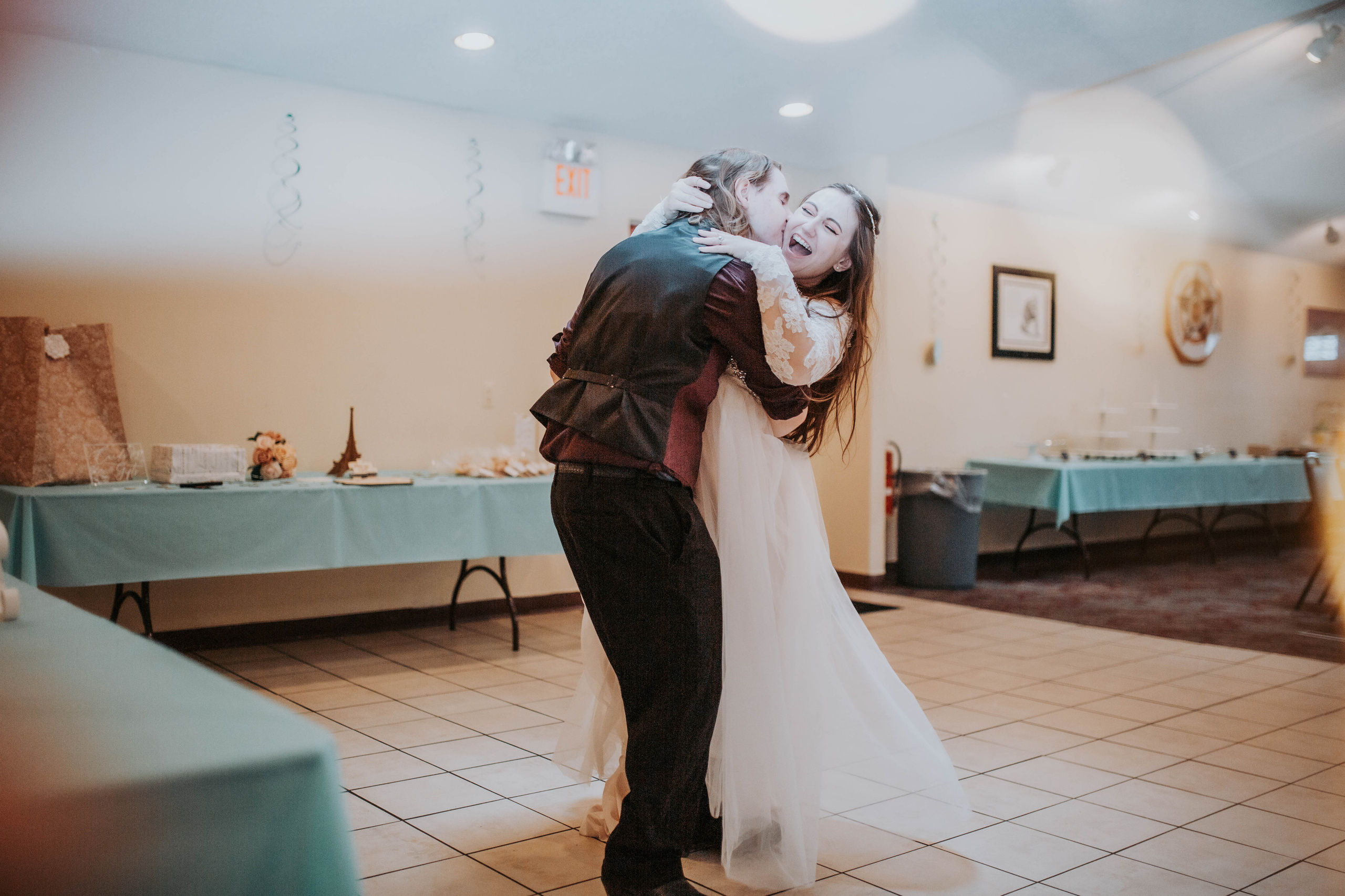 Weddings. Detroit Family and Lifestyle Photographer — Albina Littles