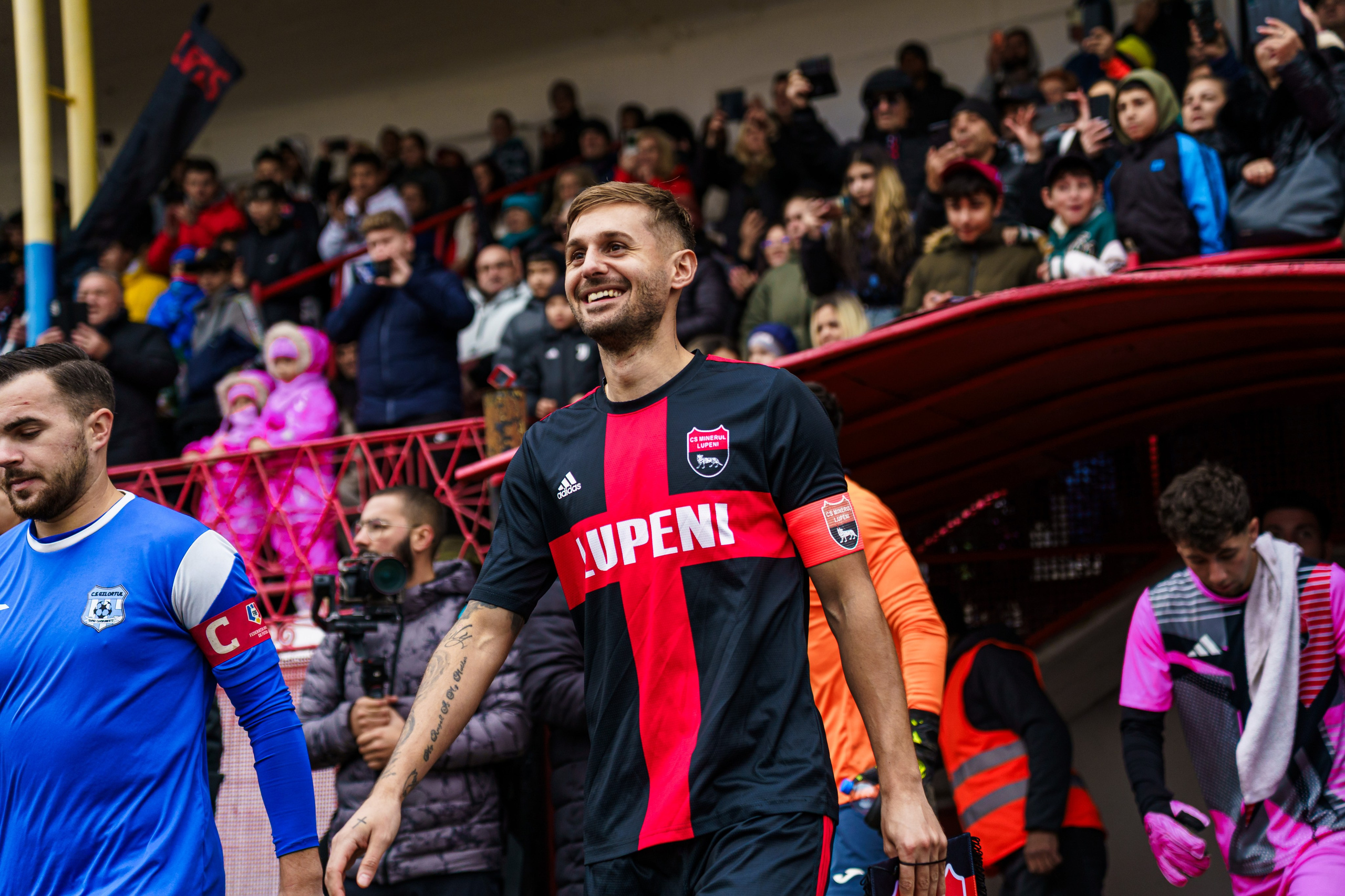 FOOTBALL. Alecsandru Braicu — Sports Photographer