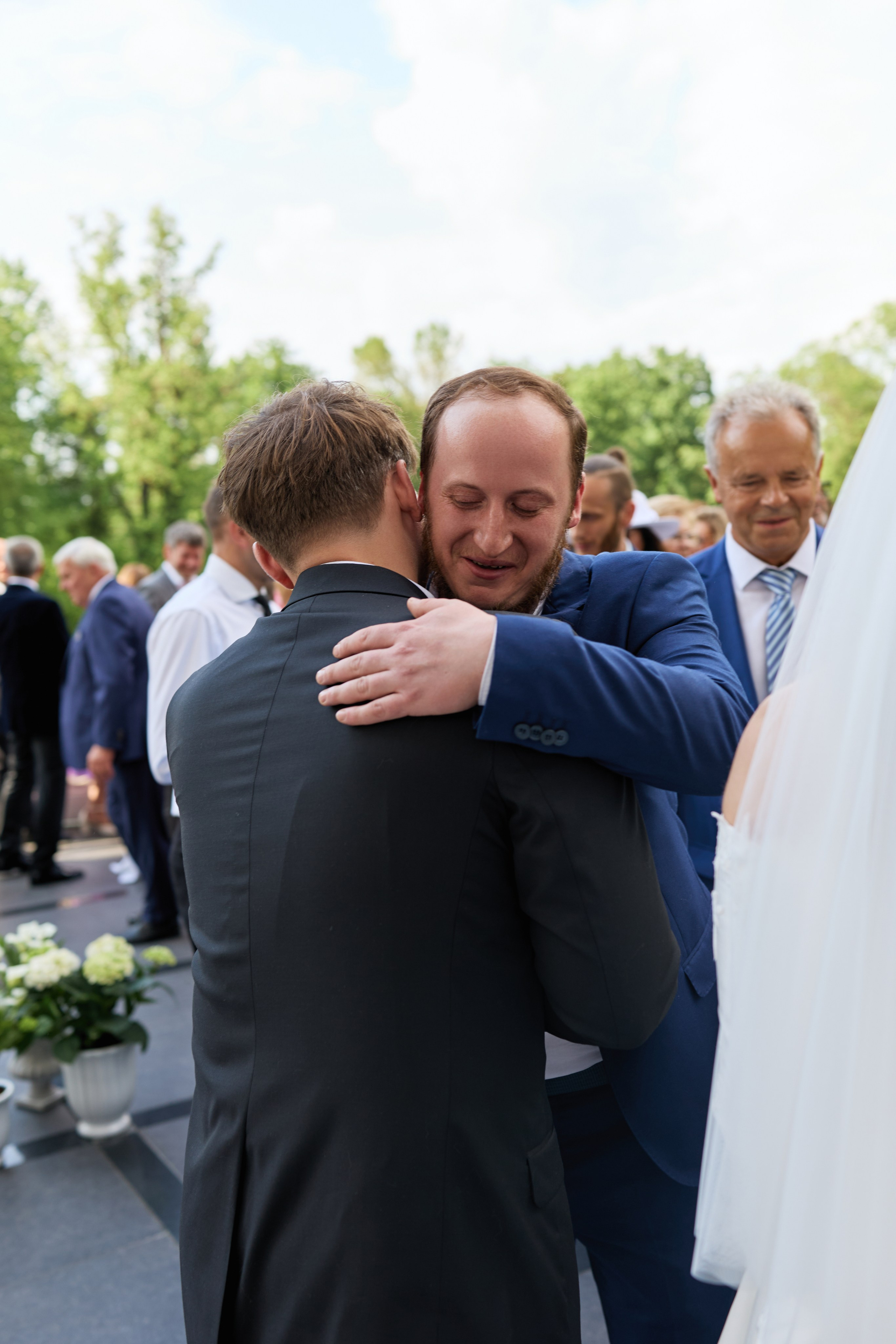 Wiktoria & Kacper. Pałac Goetz. Fotograf ślubny i rodzinny w Krakowie Yana Klymova