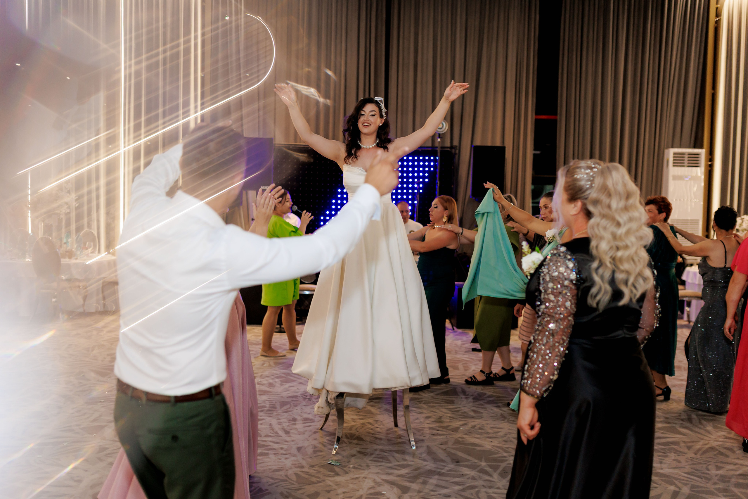 Nunta Nicoleta & Răzvan | Fotografie & Videografie Profesională. Servicii foto-video profesionale, pentru momente de neuitat