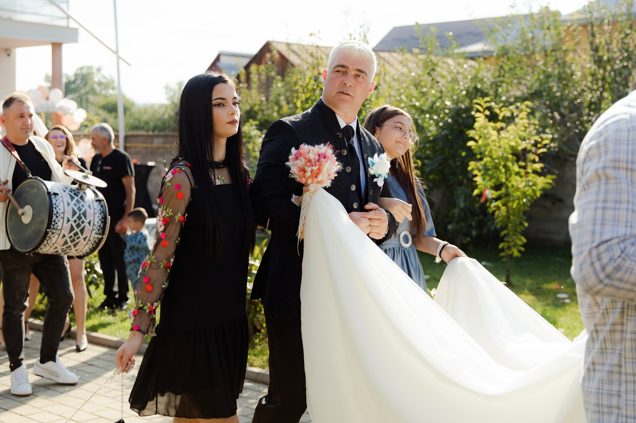 Mihai & Oana. Servicii foto-video profesionale, pentru momente de neuitat