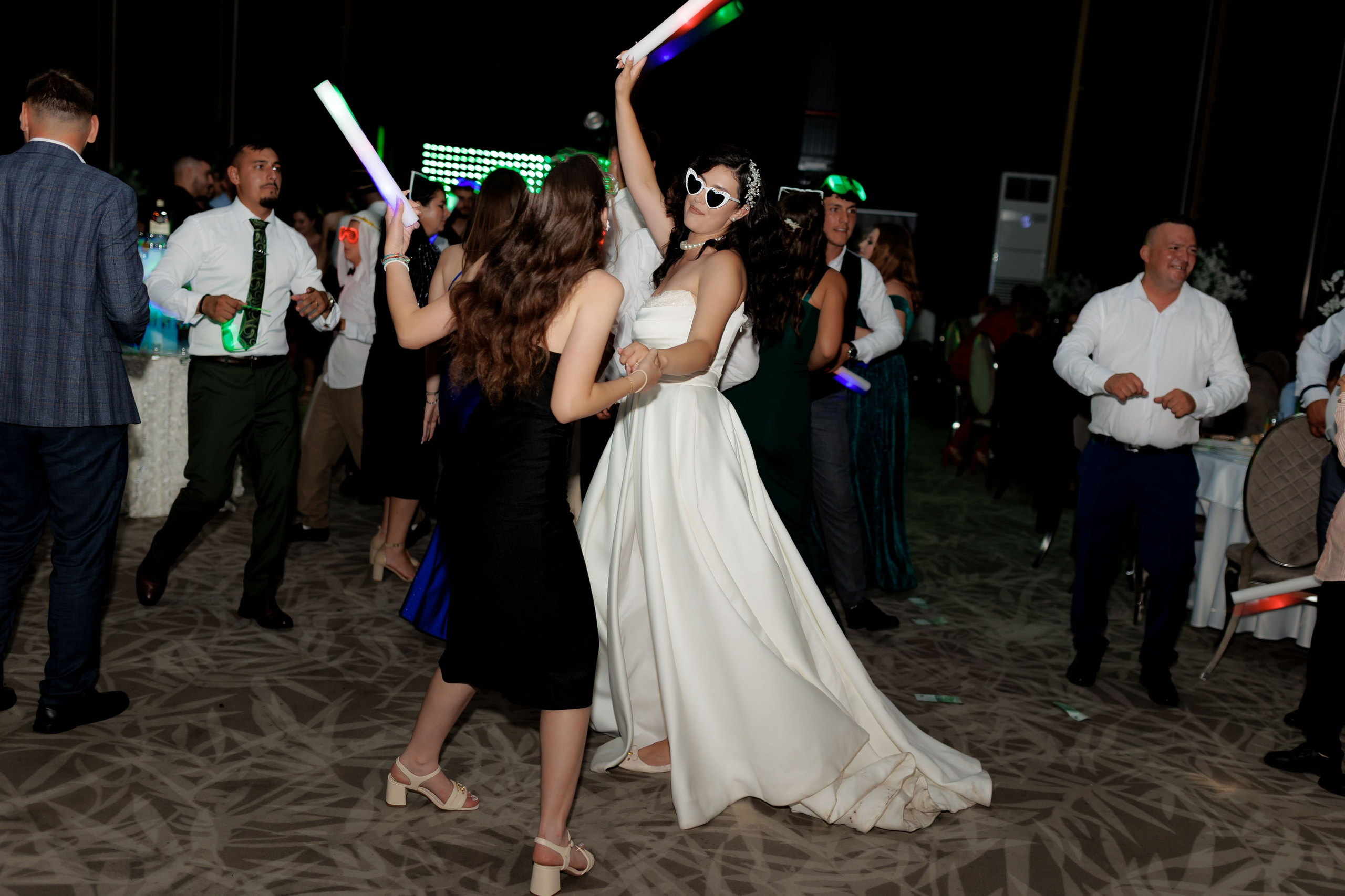 Nunta Nicoleta & Răzvan | Fotografie & Videografie Profesională. Servicii foto-video profesionale, pentru momente de neuitat