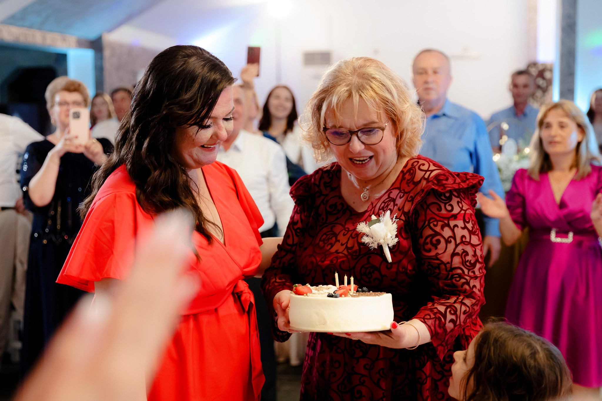 Ioana & Ionuț | Nuntă de poveste la Păstrăvăria Poiana din Mălini județul Suceava. Servicii foto-video profesionale, pentru momente de neuitat