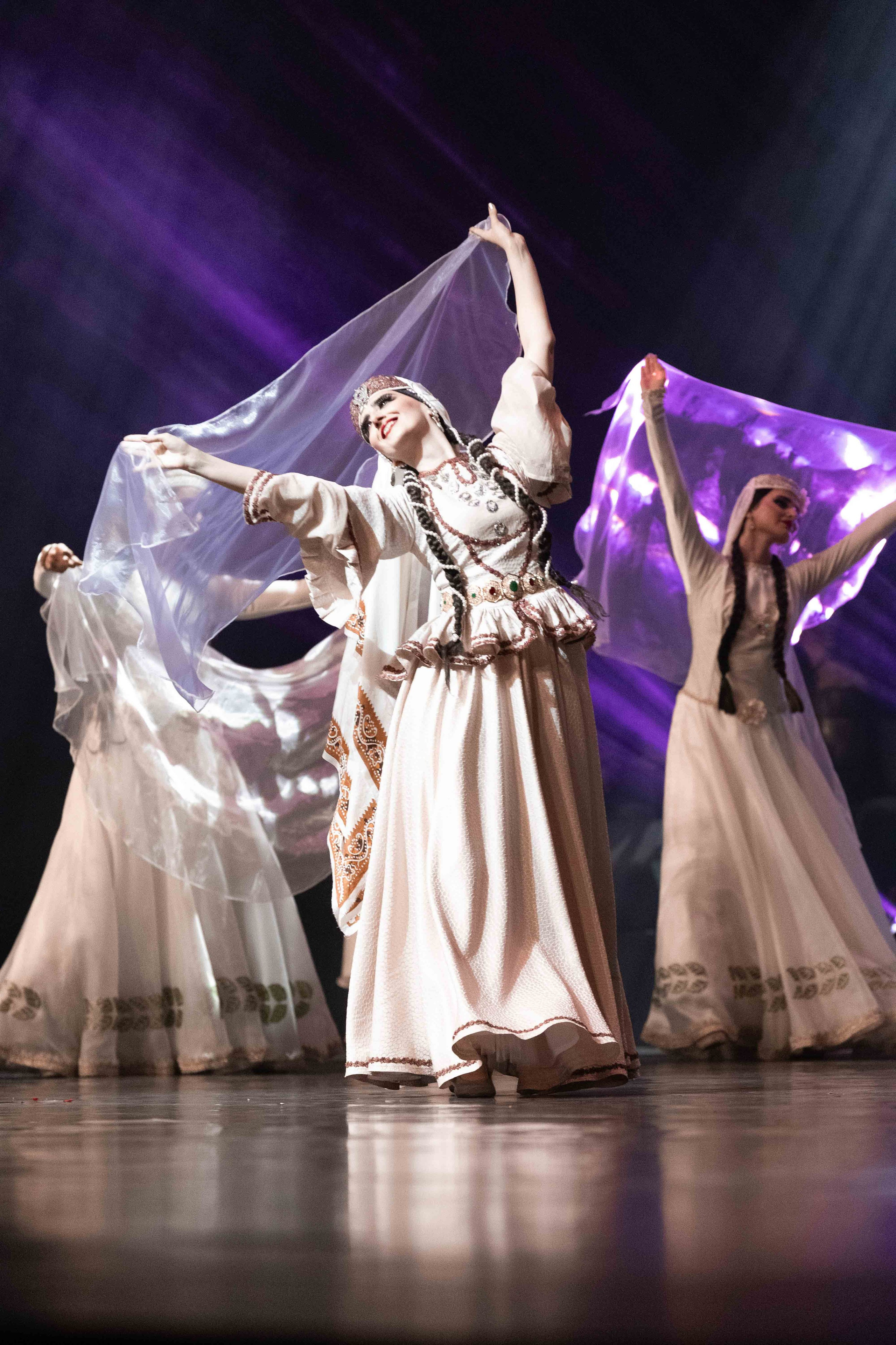 STATE DANCE ENSEMBLE. Wedding&Event photographer Ismail Rzayev in Baku