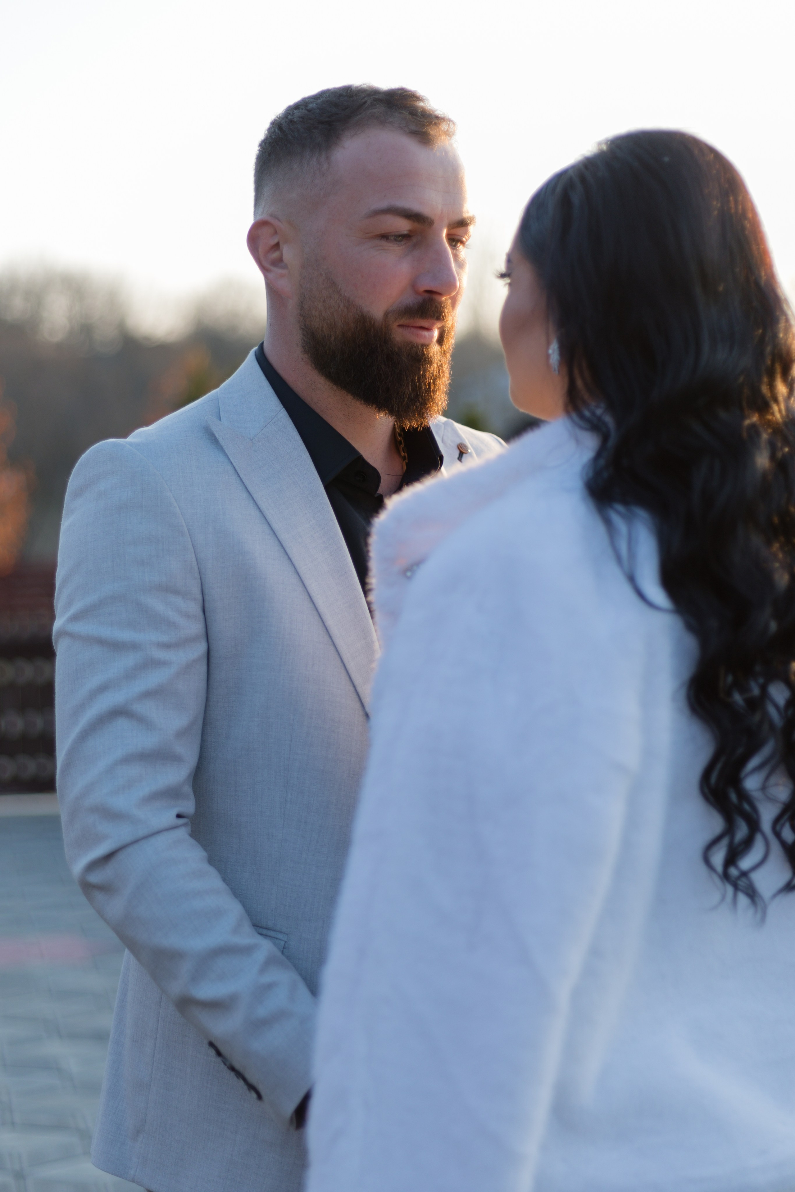 Madalina & Alin. Fotograf si videograf — evenimente si studio