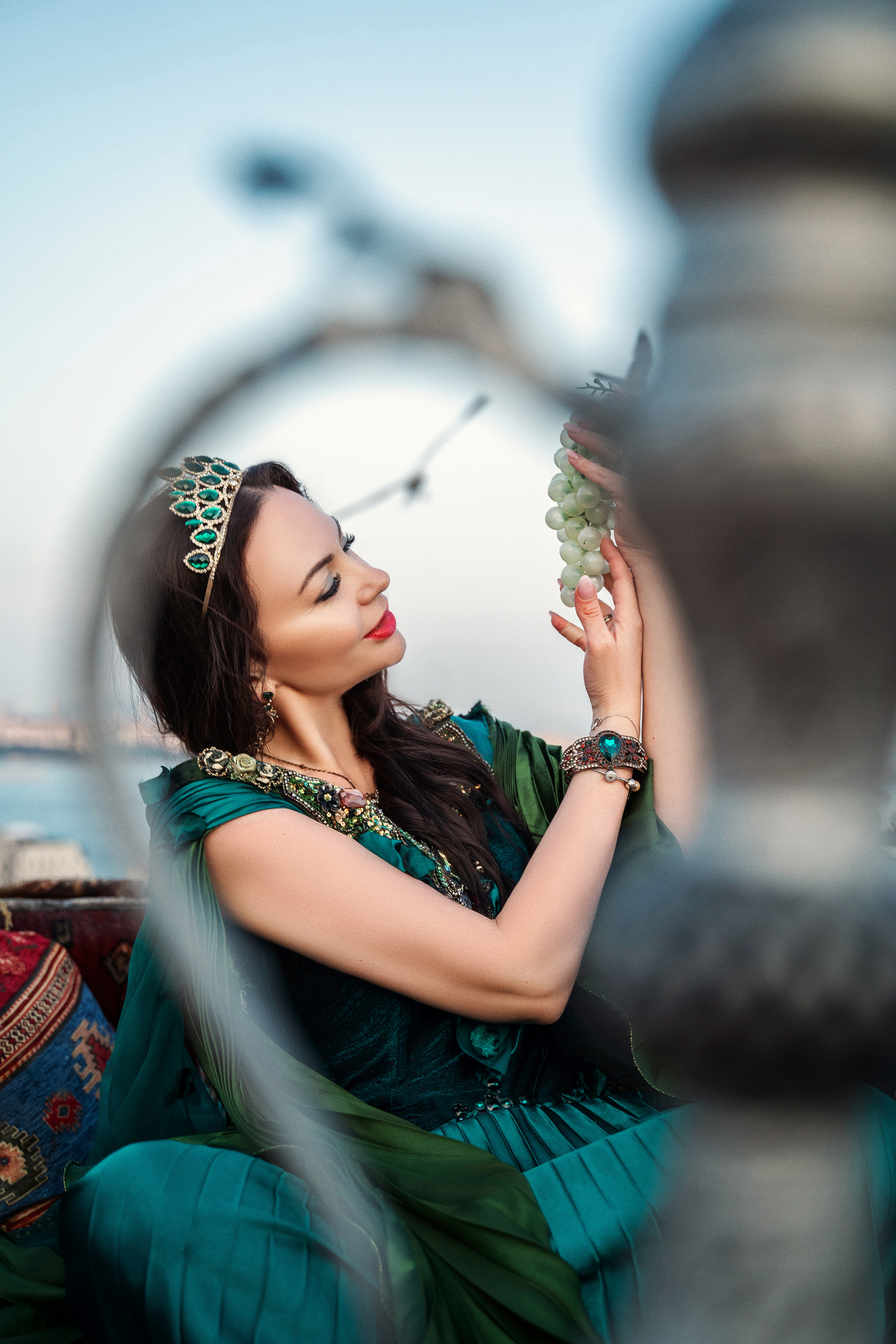 Лайфстайл фотограф в Стамбуле Анатолий. Фотосессии на крышах с чайками