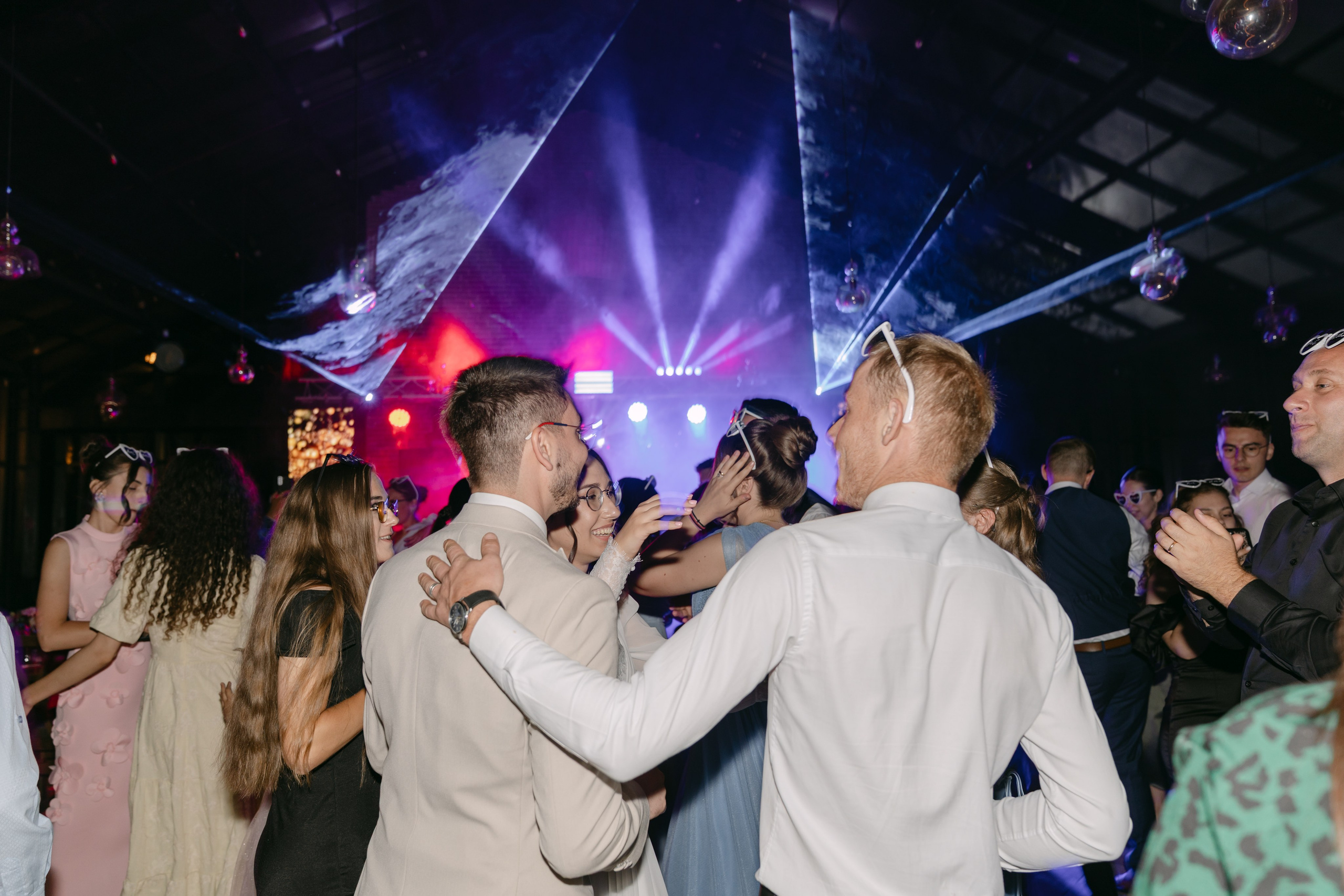 Analisa | Constantin. Gabrielacojocariu.com