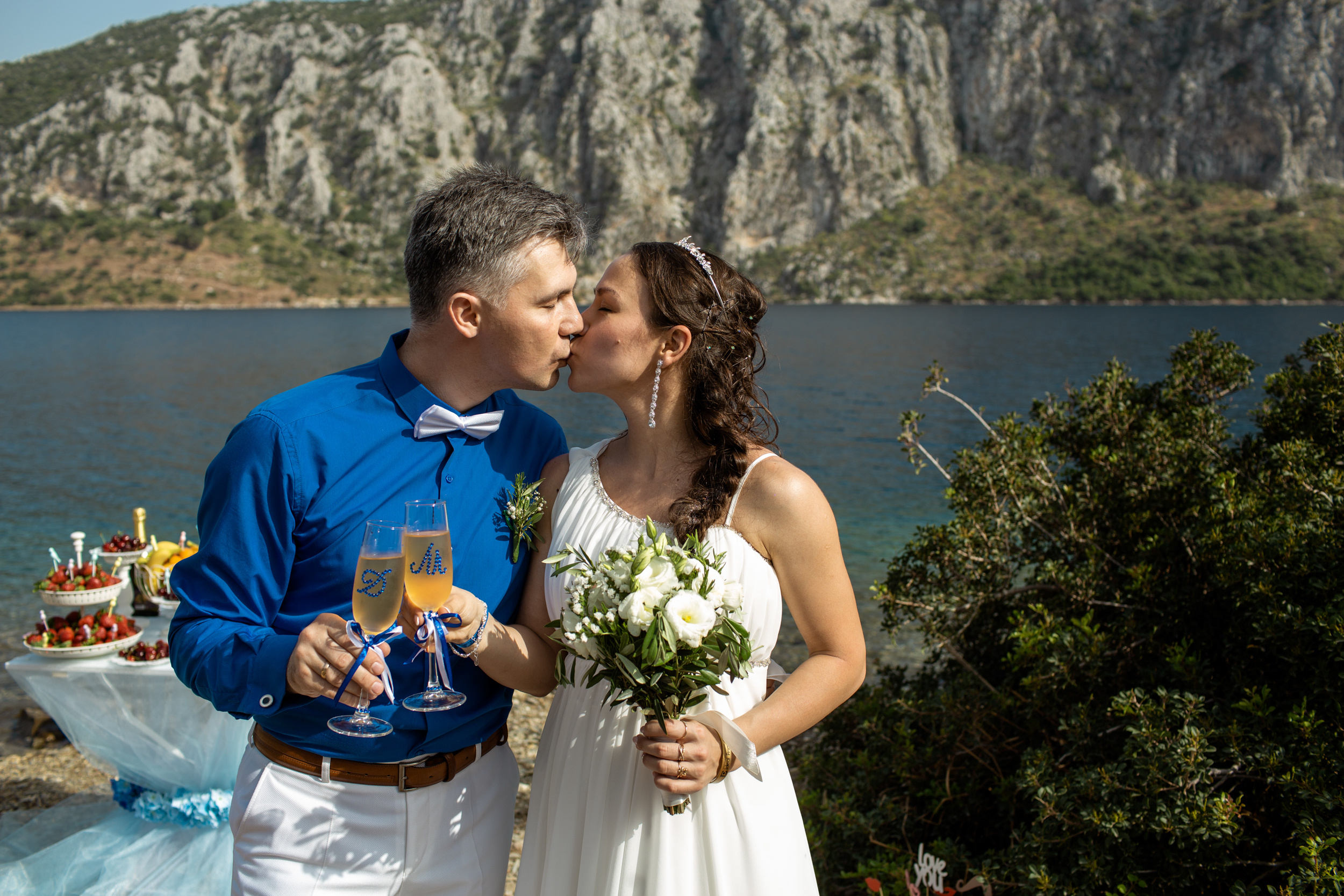 Symbolic wedding on the island of Kemeria. Julia Ganch I Fashion Wedding Photography I Cappadocia Turkey