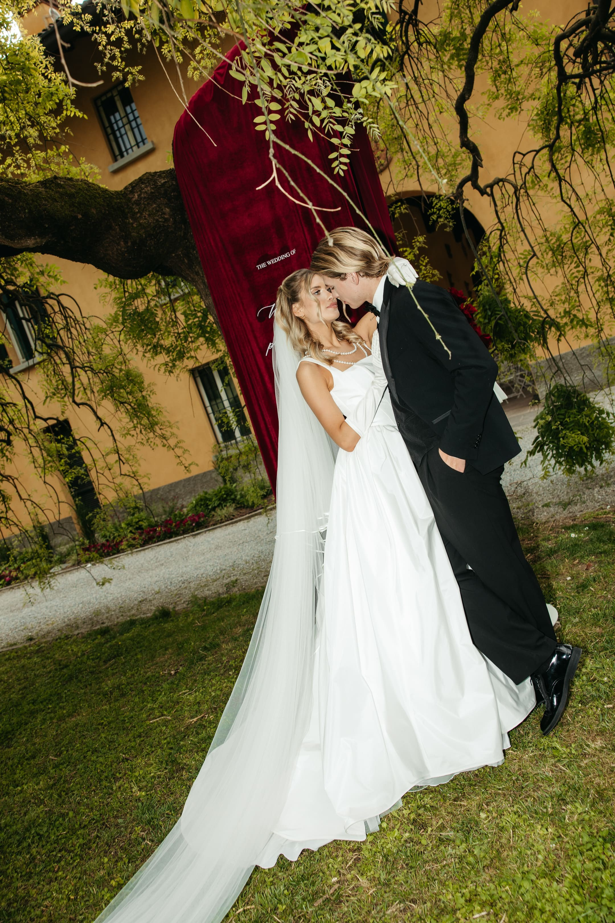 Melania & Matteo. Premium Wedding Photographer Iași