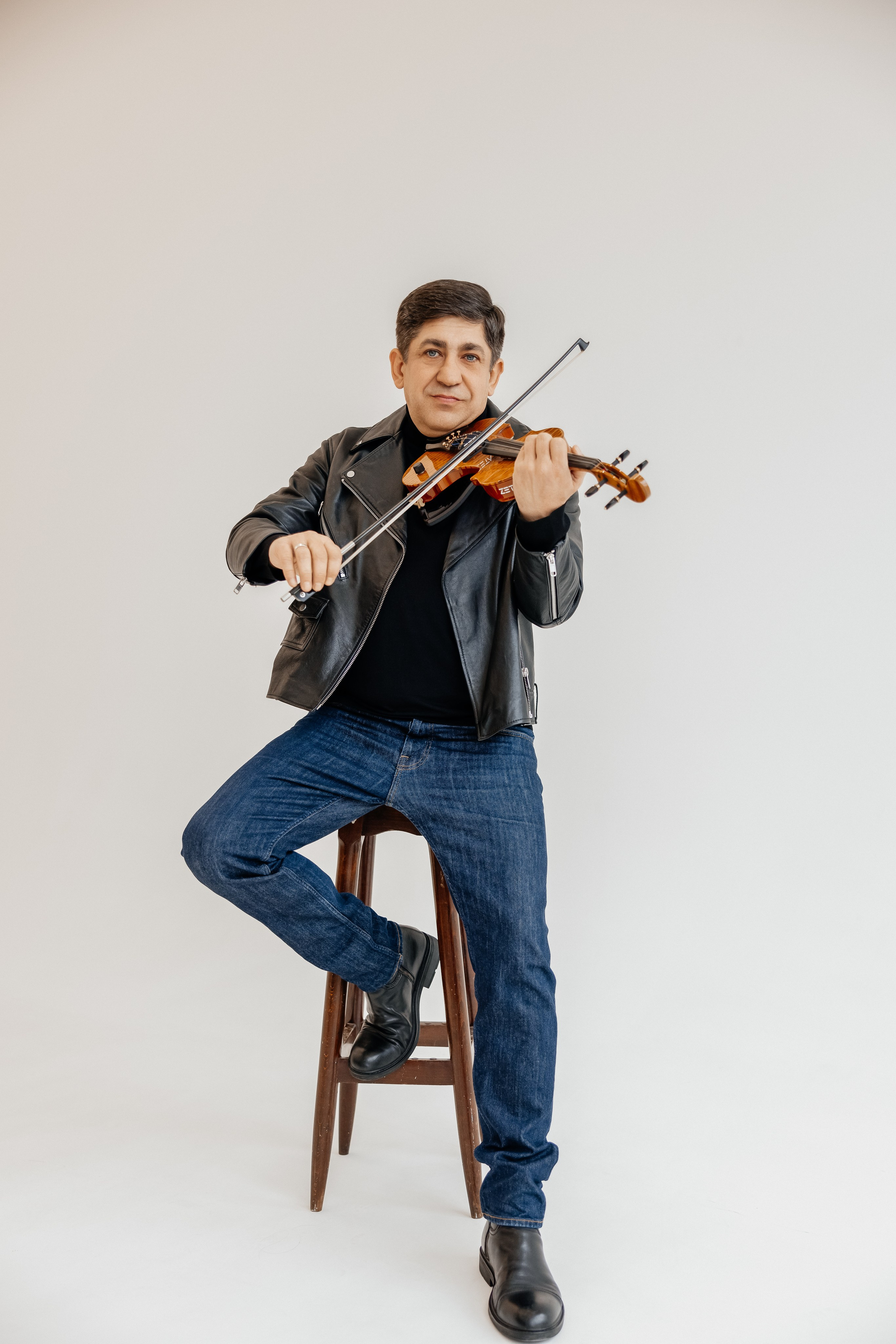 Corneliu & Angela Botgros. Furduidumitru.com