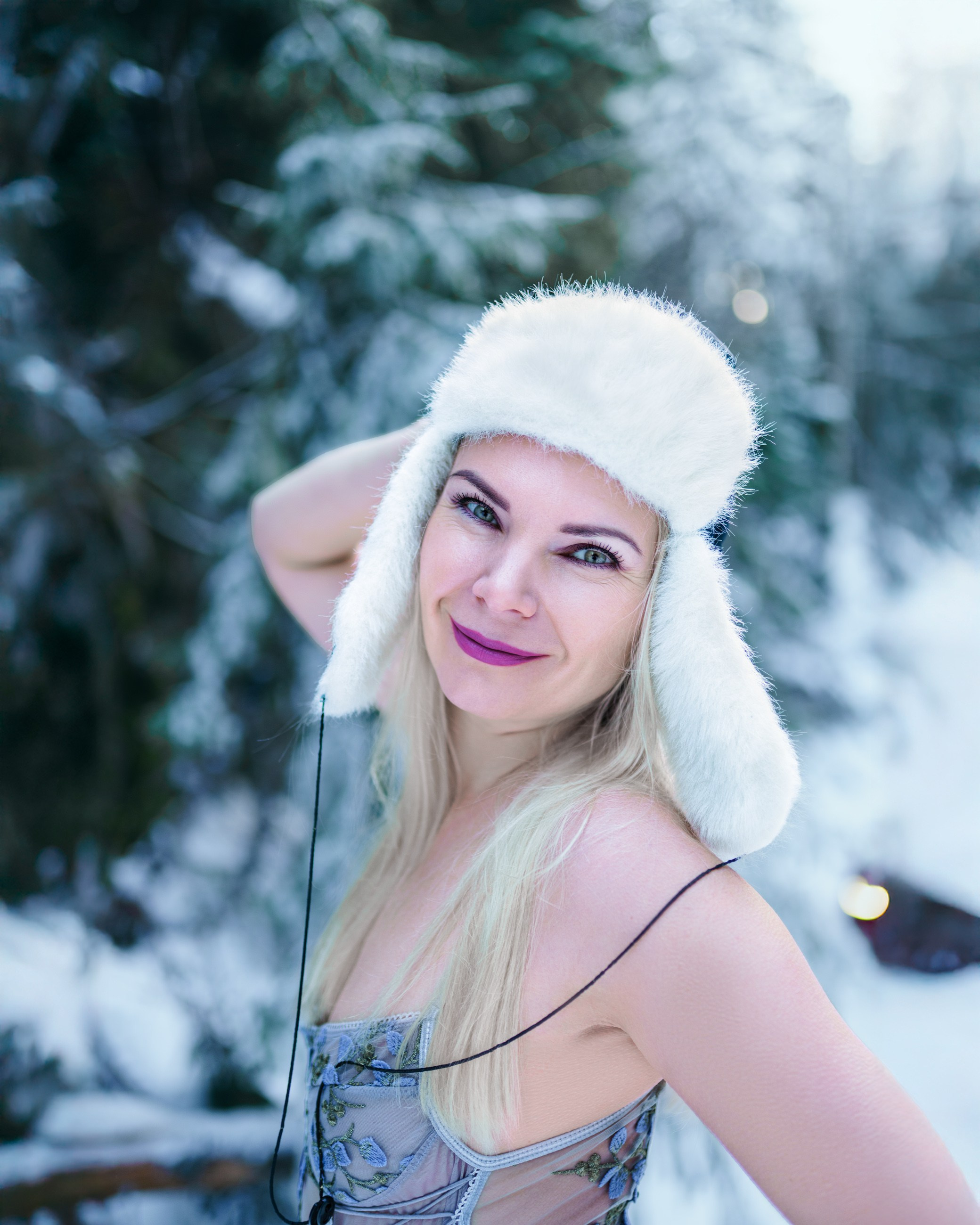 Fashion-фотосессия в зимнем лесу в Боровце. Portrait & Boudoir Photographer in Sofia | Taymuraz Gumerov