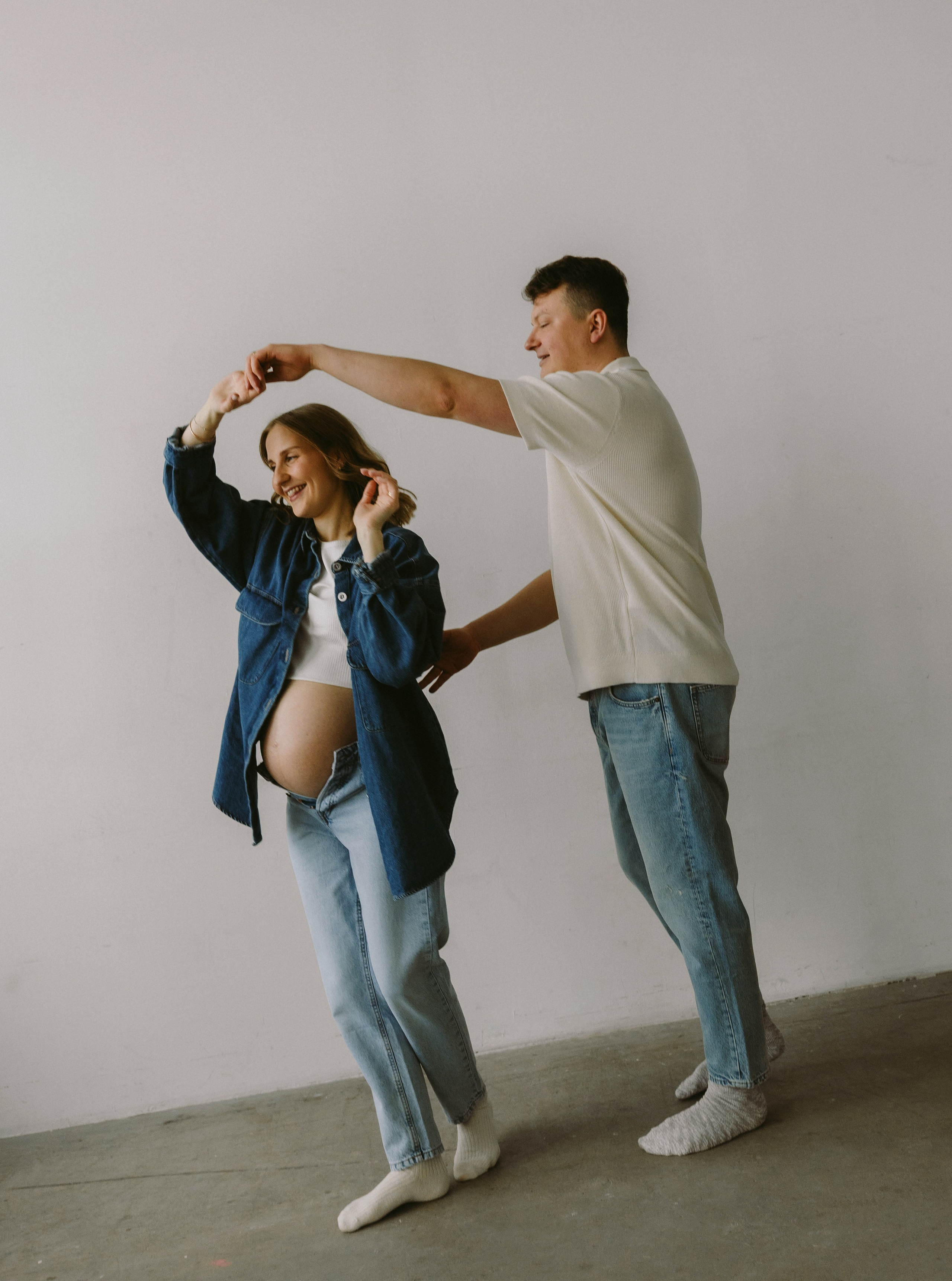 Laukimo fotosesija studijoje | su Marta ir Šarūnu. Vestuvių ir šeimų fotografė Lena Bondarenko / belove photo