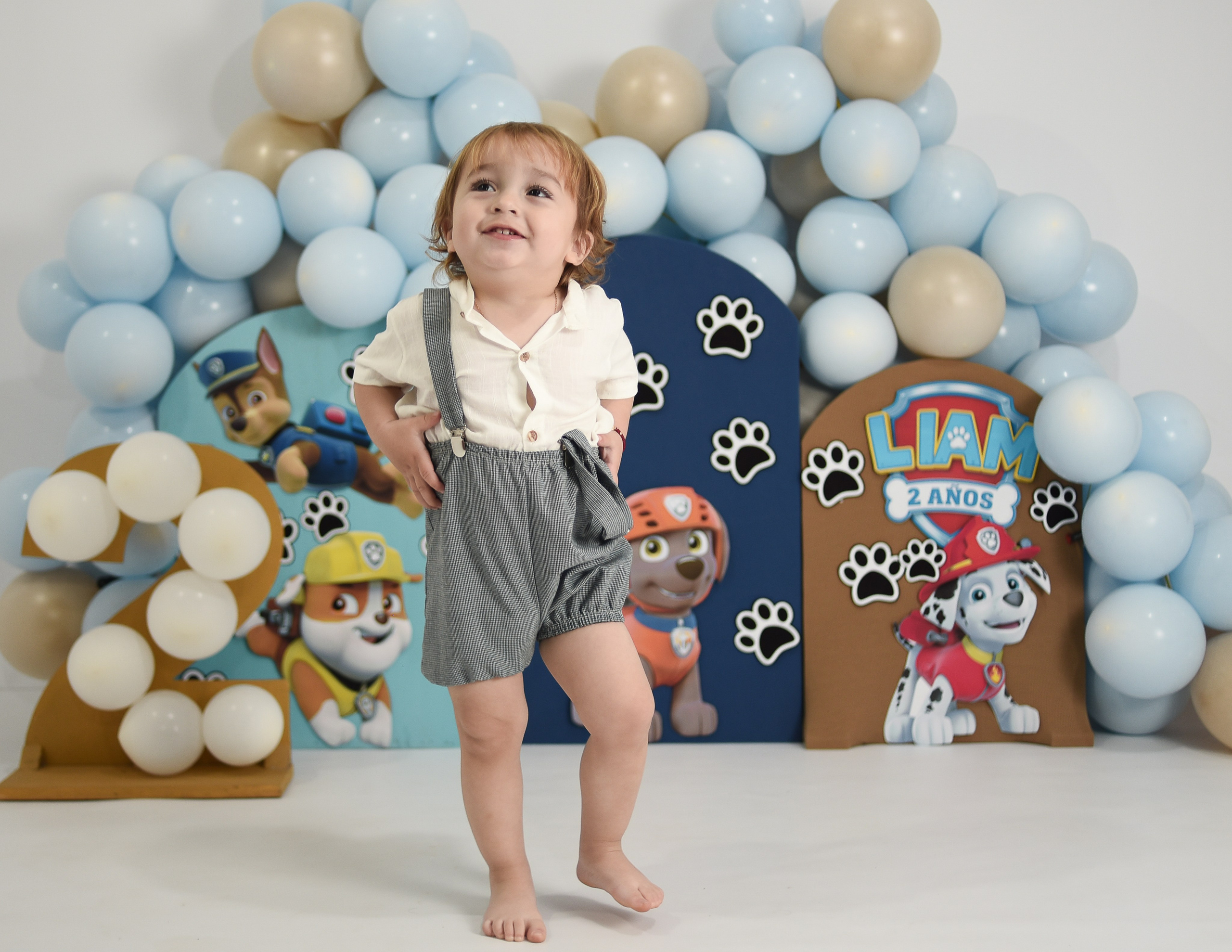 Liam 2do año. Temática Pou Patrol. Fotografo de casamiento en misiones y fotógrafo de familia  Posadas