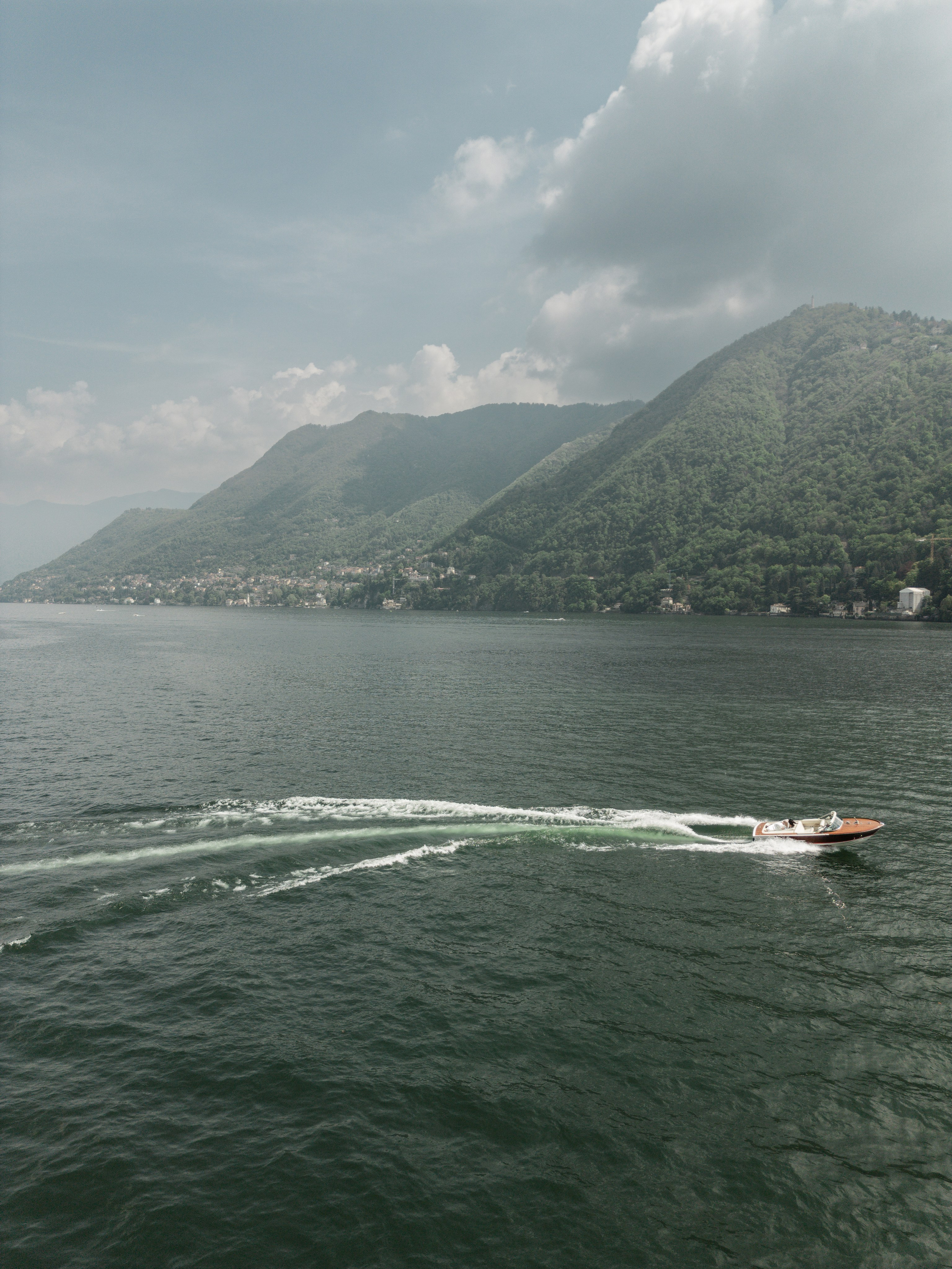ESCAPE TO LAKE COMO. PHOTOGRAPHER IN ITALY