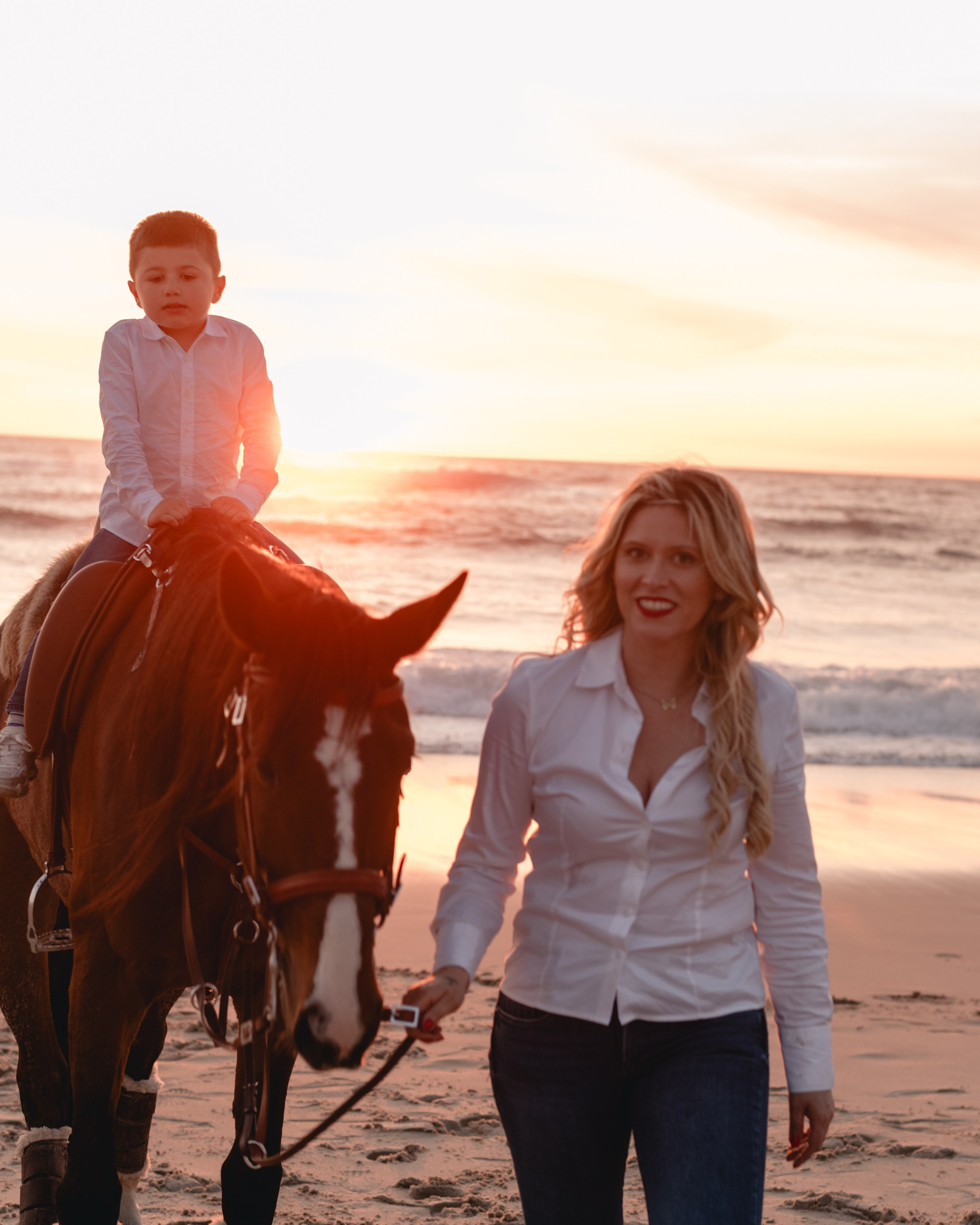 MOTHER’S DAY. Anastasiia Antoniuk portrait, family and couple photographer, Portugal