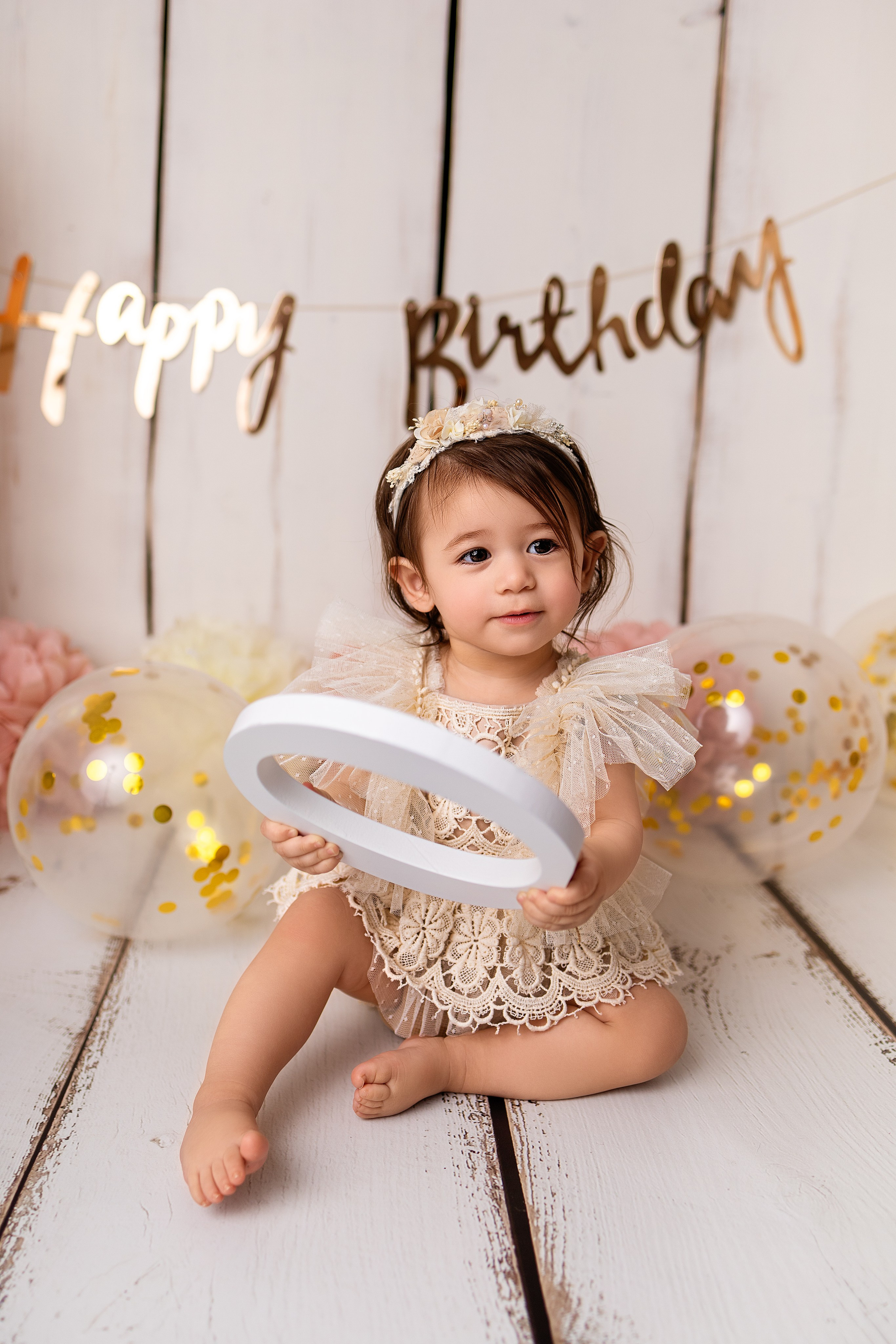 Erste Geburtstag „Cake Smash“. Neugeborene- Schwangerschaft- und Kinder Fotografin in Lehre